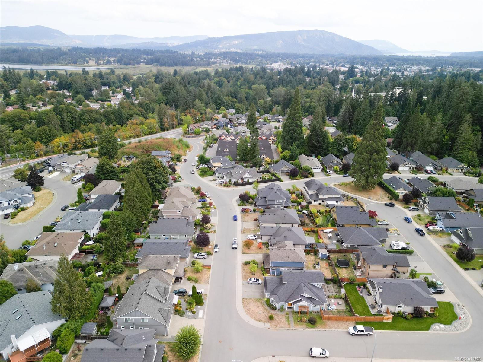 DUNCAN, British Columbia, V9L 0E1, CA, 4 Bedrooms Bedrooms, ,Residential,For Sale,1950209