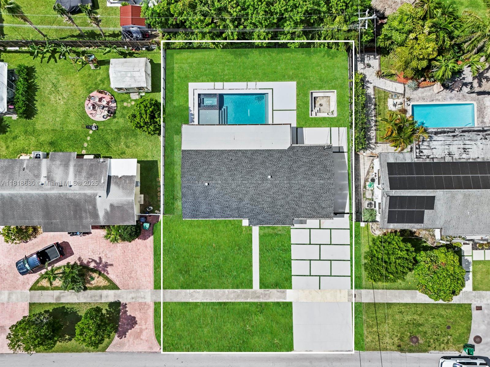 Miami, Florida, 33173, United States, 3 Bedrooms Bedrooms, ,2 BathroomsBathrooms,Residential,For Sale,1857432