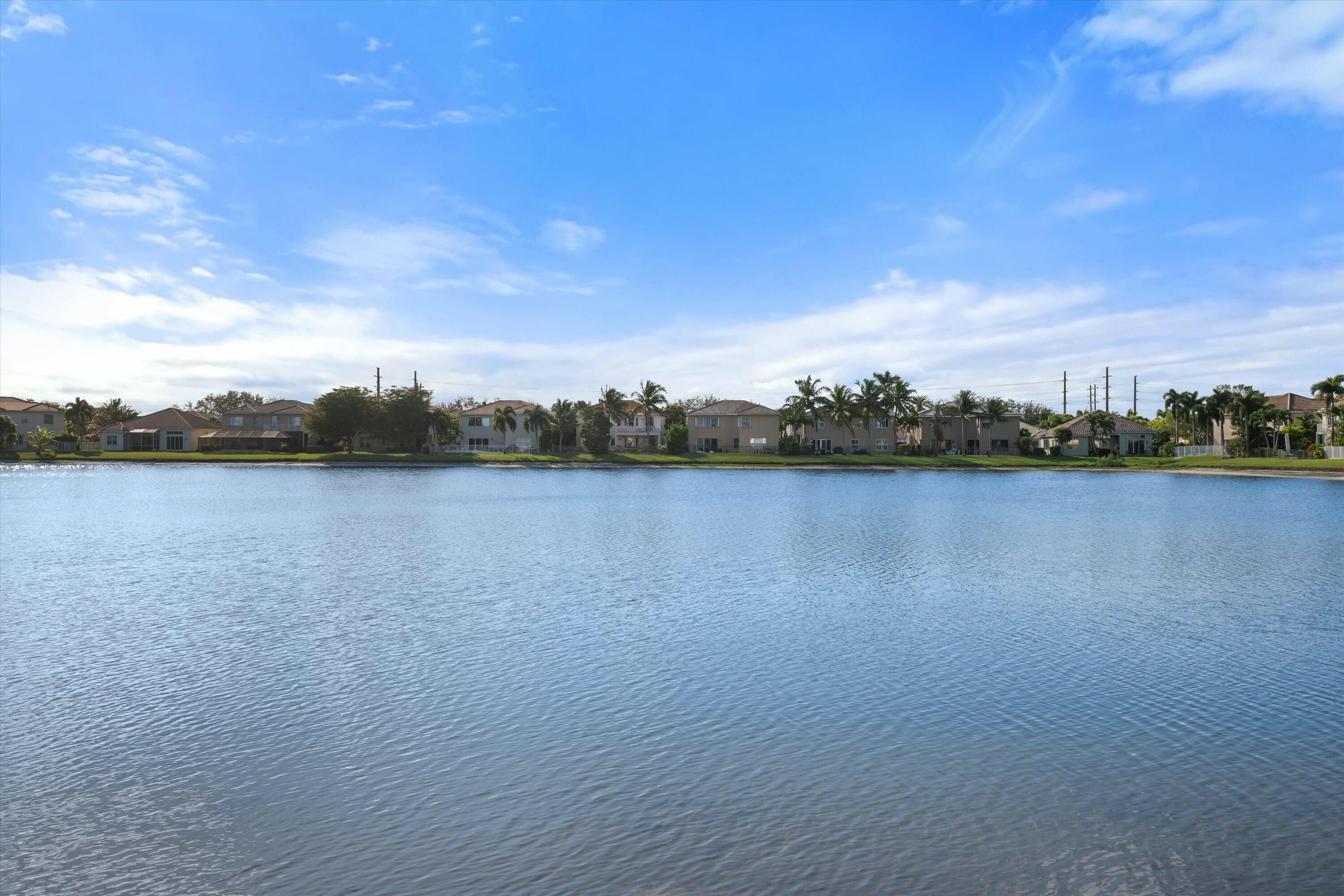  1386 Beacon Circle - 物件實景