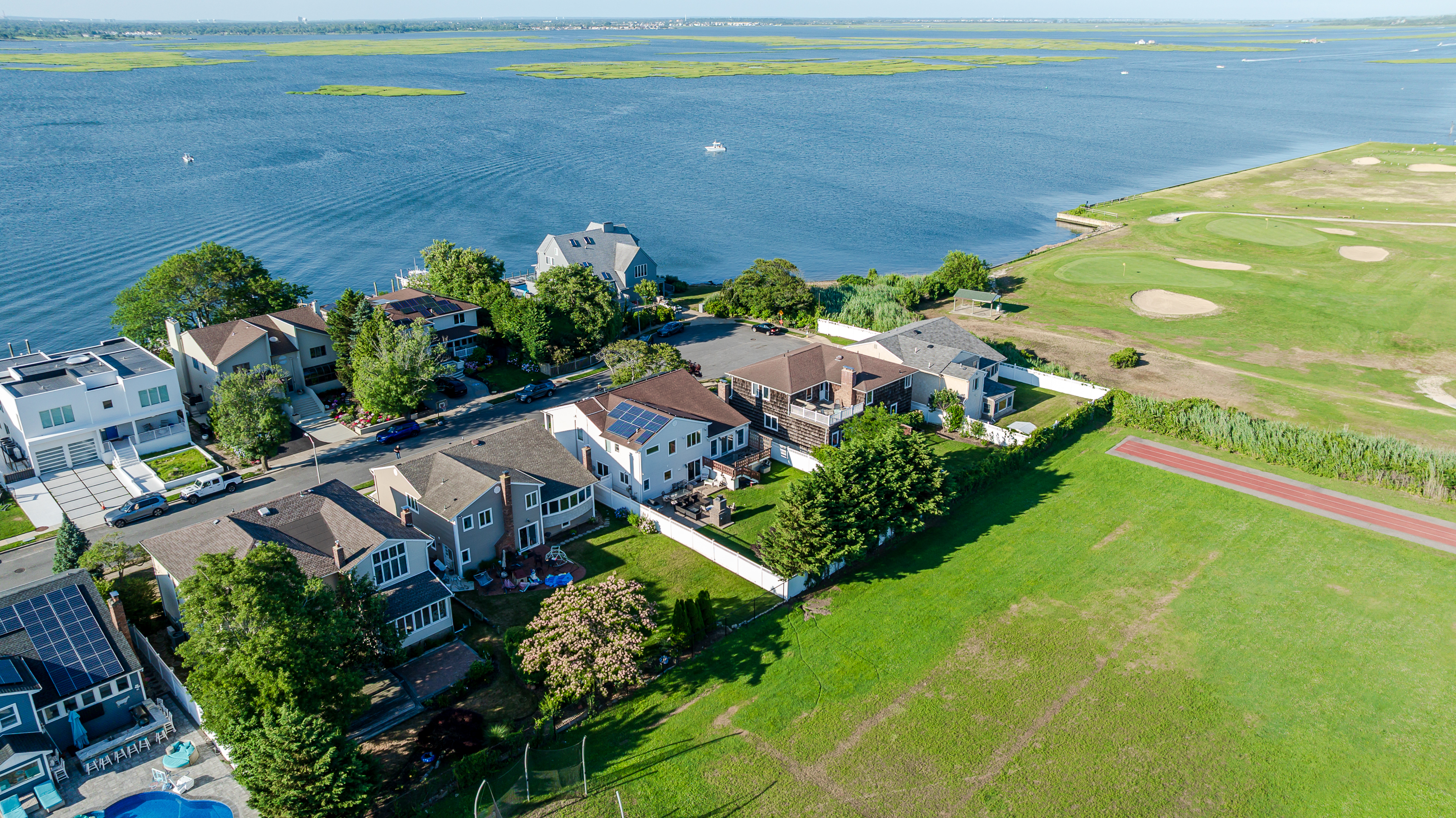  330 Harbor Drive, Lido Beach, NY, 11561 - 物件實景