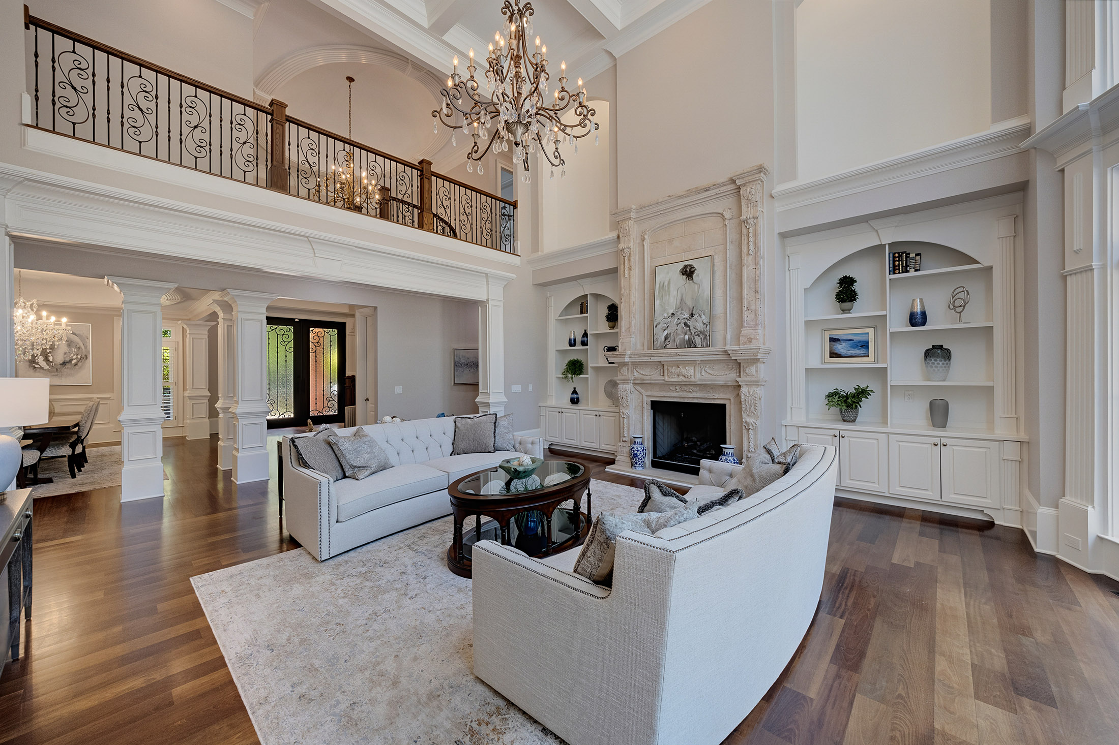  Impressive Brick Estate on a Private Wooded 1+/- Acre Lot in The Manor - 物件實景