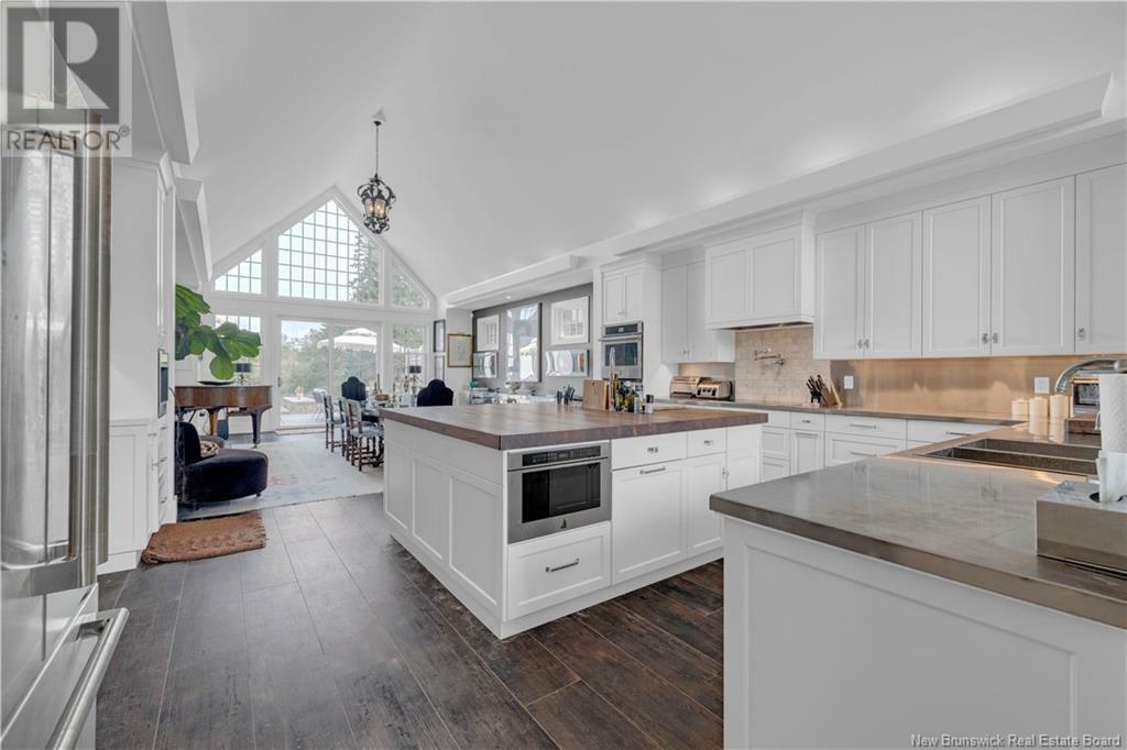 SAINT ANDREWS, New Brunswick, E5B 2L4, CA, 5 Bedrooms Bedrooms, ,3 BathroomsBathrooms,Residential,For Sale,1874373