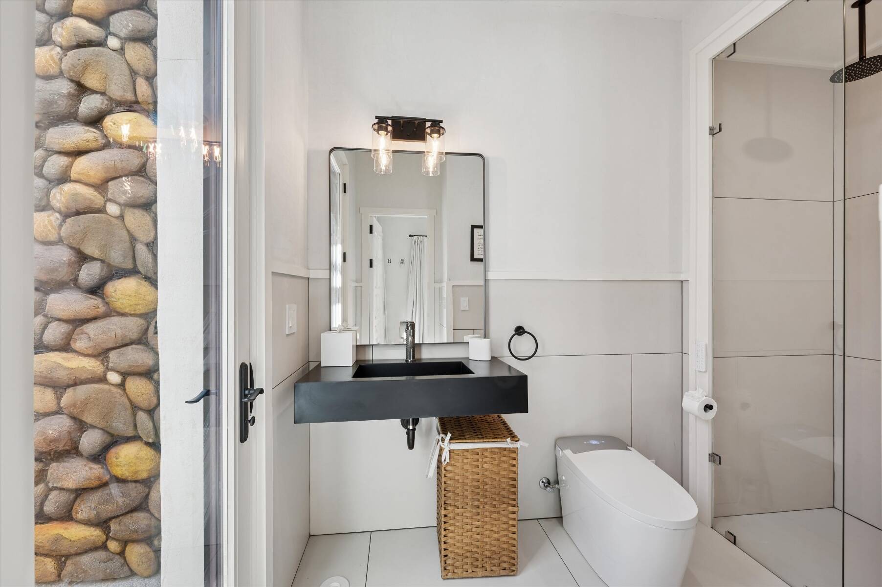  Brand New Waterfront Home in the Style of Japanese Modern - 物件實景