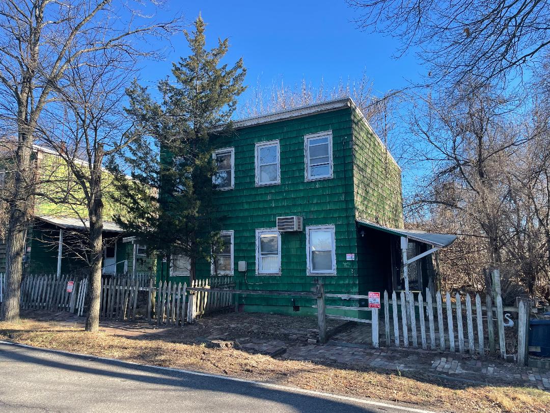 Staten Island, New York, 10309, United States, 2 Bedrooms Bedrooms, ,1 BathroomBathrooms,Residential,For Sale,2001517