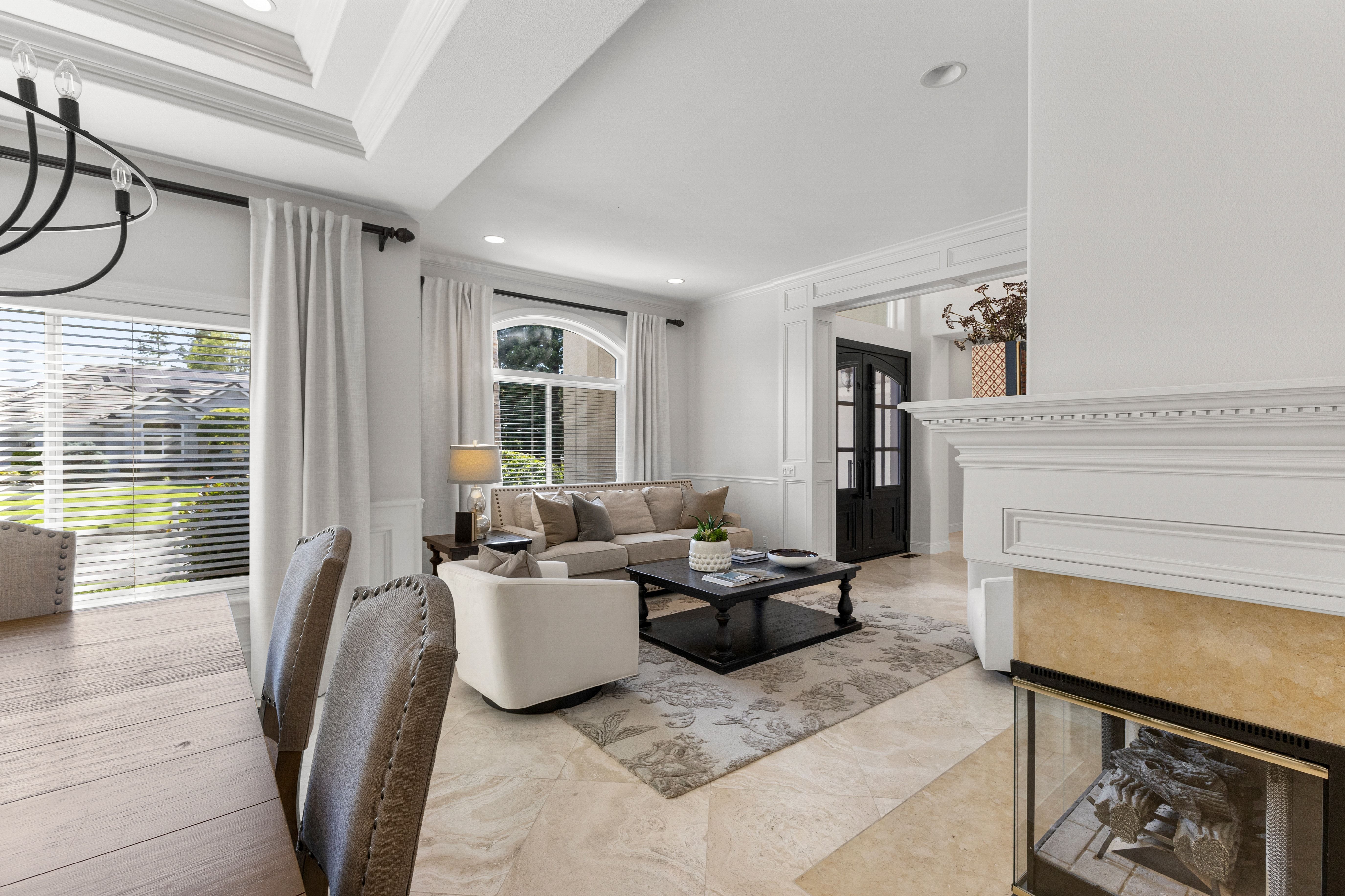  Exceptional Northridge Estates Home on Expansive Private Lot - 物件實景