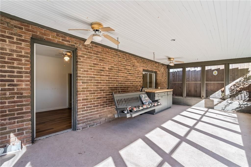 Siloam Springs, Arkansas, 72761, United States, 5 Bedrooms Bedrooms, ,3 BathroomsBathrooms,Residential,For Sale,1984286