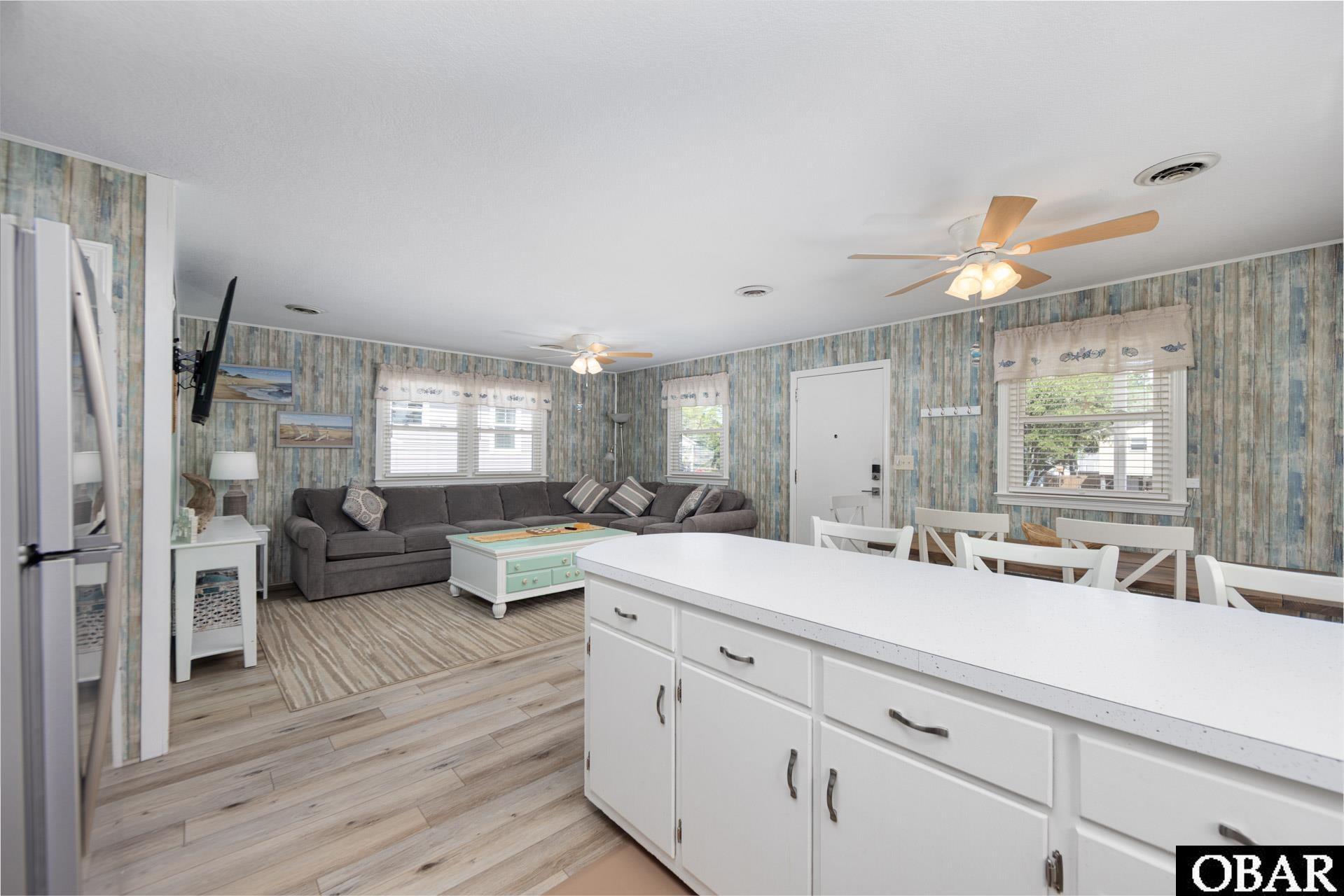 Kill Devil Hills, North Carolina, 27948, United States, 3 Bedrooms Bedrooms, ,2 BathroomsBathrooms,Residential,For Sale,1957535