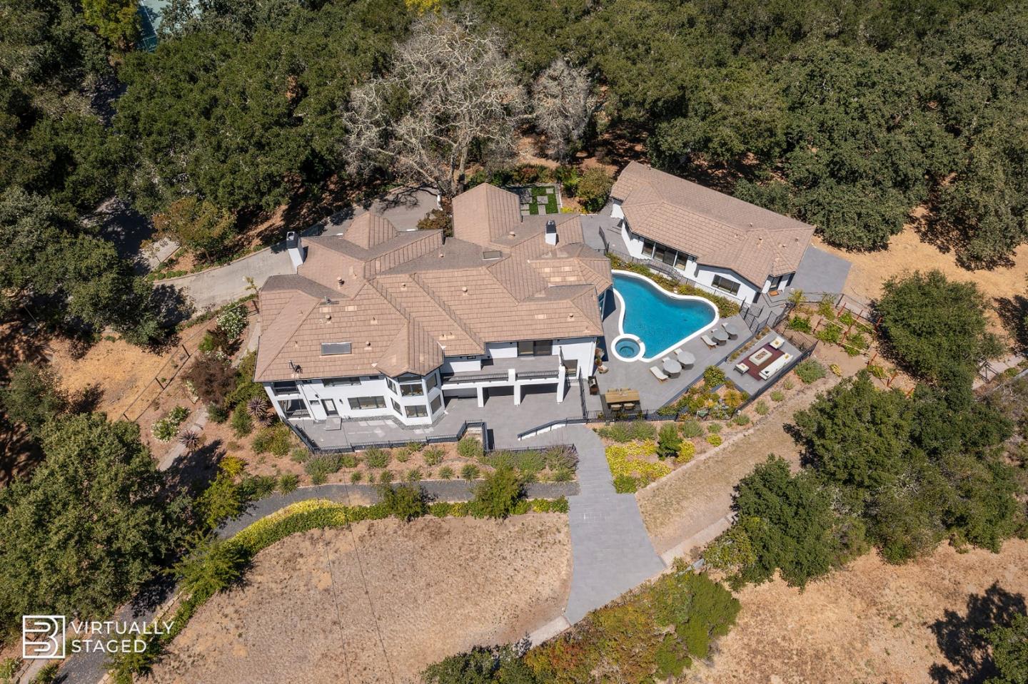 Woodside, California, 94062, United States, 4 Bedrooms Bedrooms, ,5 BathroomsBathrooms,Residential,For Sale,1911860