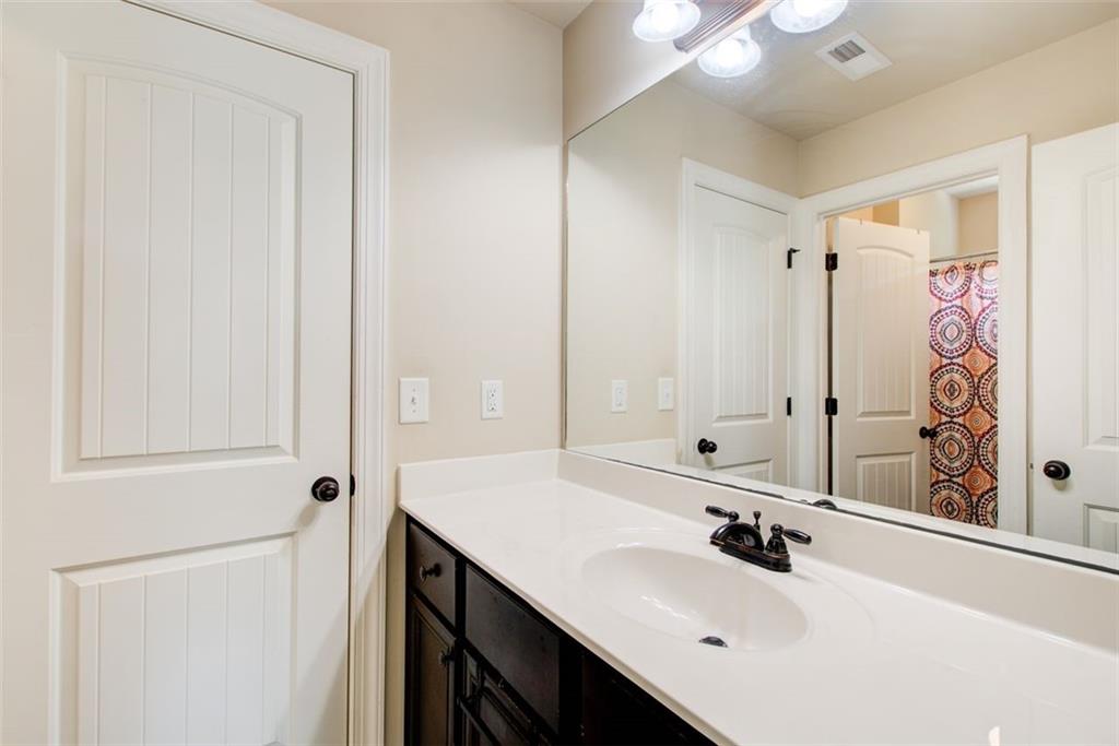 Palmetto, Georgia, 30268, United States, 5 Bedrooms Bedrooms, ,4 BathroomsBathrooms,Residential,For Sale,1917633