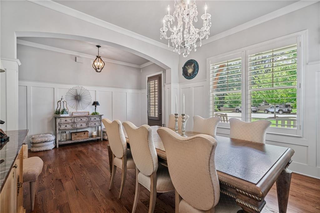 Alpharetta, Georgia, 30022, United States, 6 Bedrooms Bedrooms, ,6 BathroomsBathrooms,Residential,For Sale,1900569