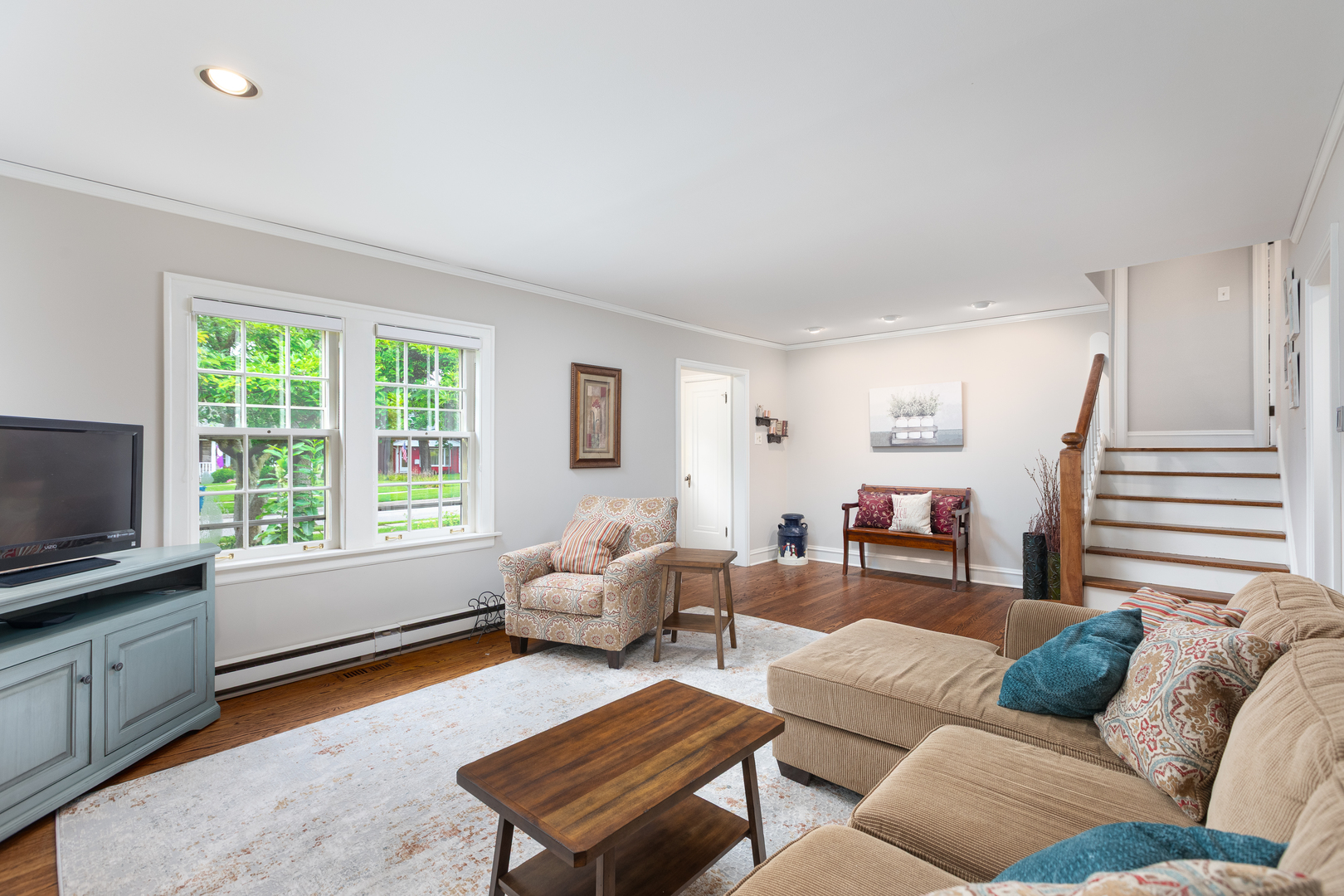 Downers Grove, Illinois, 60515, United States, 3 Bedrooms Bedrooms, ,3 BathroomsBathrooms,Residential,For Sale,1925036