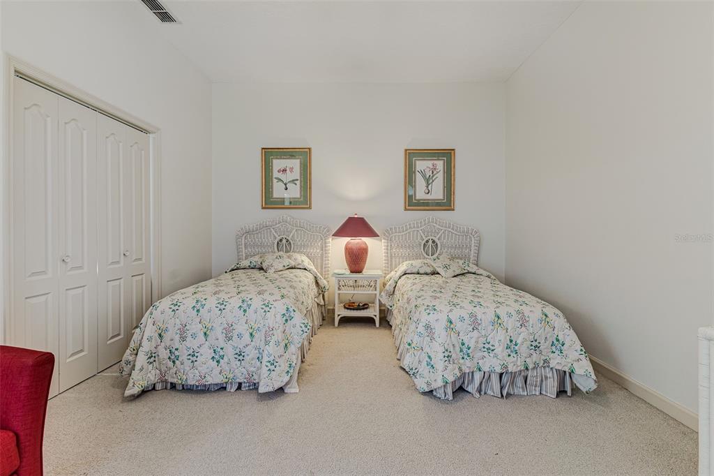 Lake Wales, Florida, 33898, United States, 2 Bedrooms Bedrooms, ,4 BathroomsBathrooms,Residential,For Sale,1908279