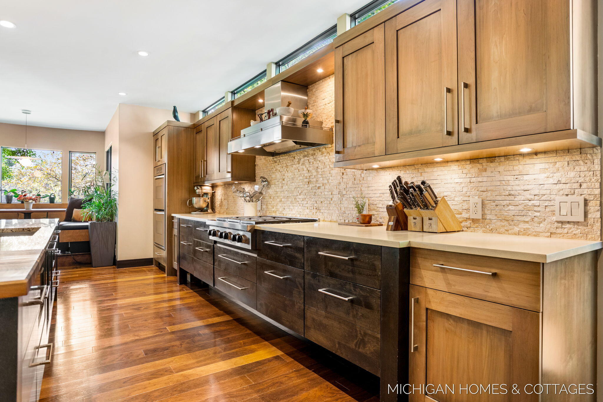 Saugatuck, Michigan, 49453, United States, 5 Bedrooms Bedrooms, ,4 BathroomsBathrooms,Residential,For Sale,1940964