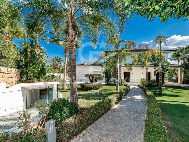 Marbella, Andalusia, ES, 6 Bedrooms Bedrooms, ,5 BathroomsBathrooms,Residential,For Sale,1804428