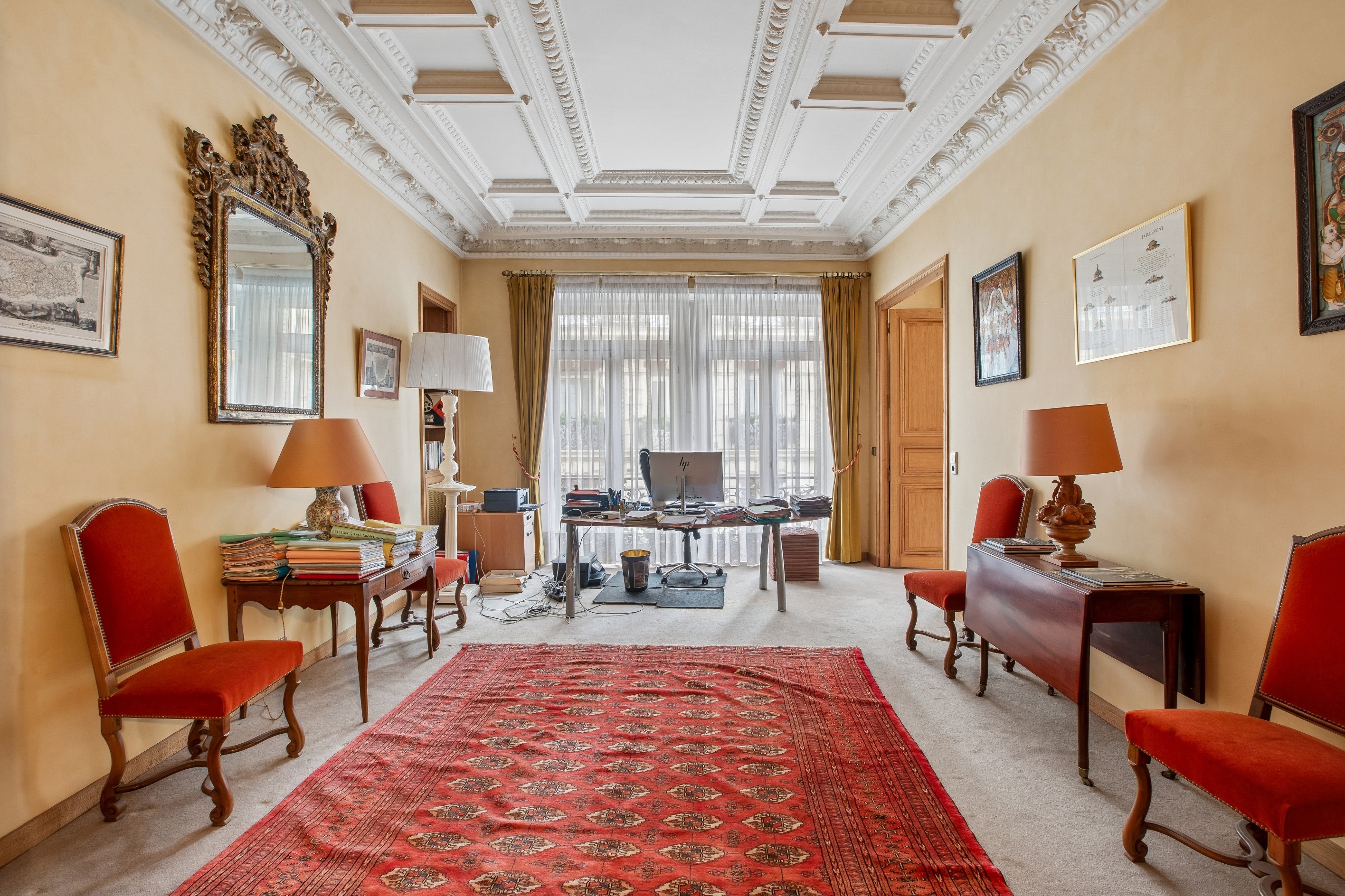  Elegant Corner Apartment Steps Away from Avenue Montaigne - Golden Triangle - 物件實景