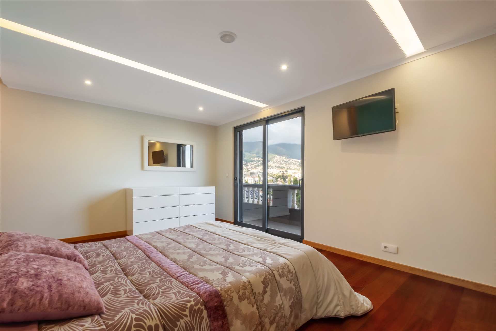  House, 6 bedrooms, for Sale - 物件實景
