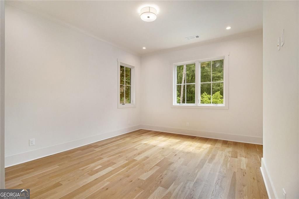 Atlanta, Georgia, 30342, United States, 6 Bedrooms Bedrooms, ,8 BathroomsBathrooms,Residential,For Sale,1858918