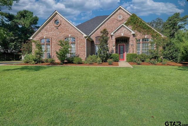 Lindale, Texas, 75771, United States, 4 Bedrooms Bedrooms, ,3 BathroomsBathrooms,Residential,For Sale,1983083