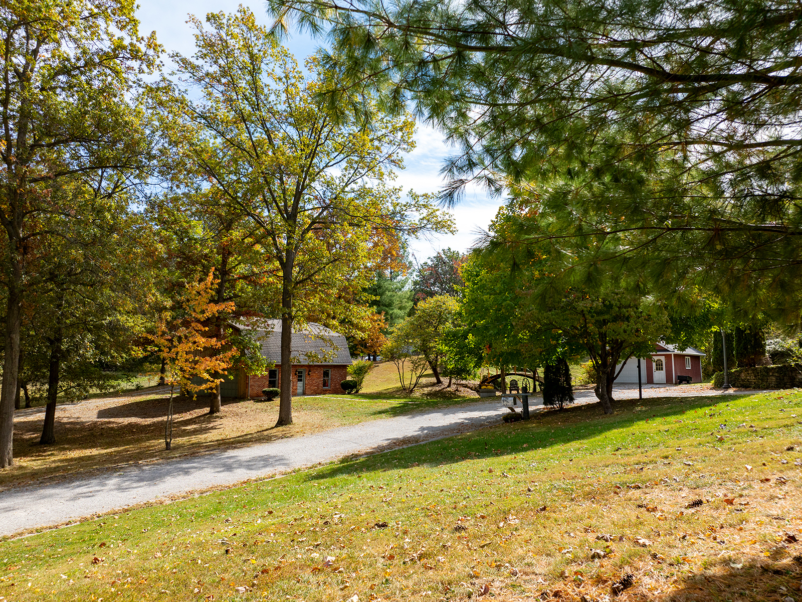 Hannibal, Missouri, 63401, United States, 3 Bedrooms Bedrooms, ,2 BathroomsBathrooms,Residential,For Sale,1981239