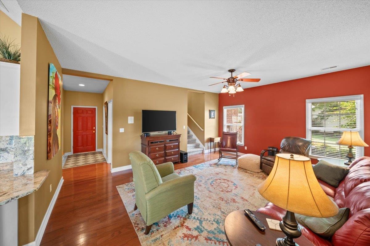 Cowpens, South Carolina, 29330, United States, 5 Bedrooms Bedrooms, ,3 BathroomsBathrooms,Residential,For Sale,1915597