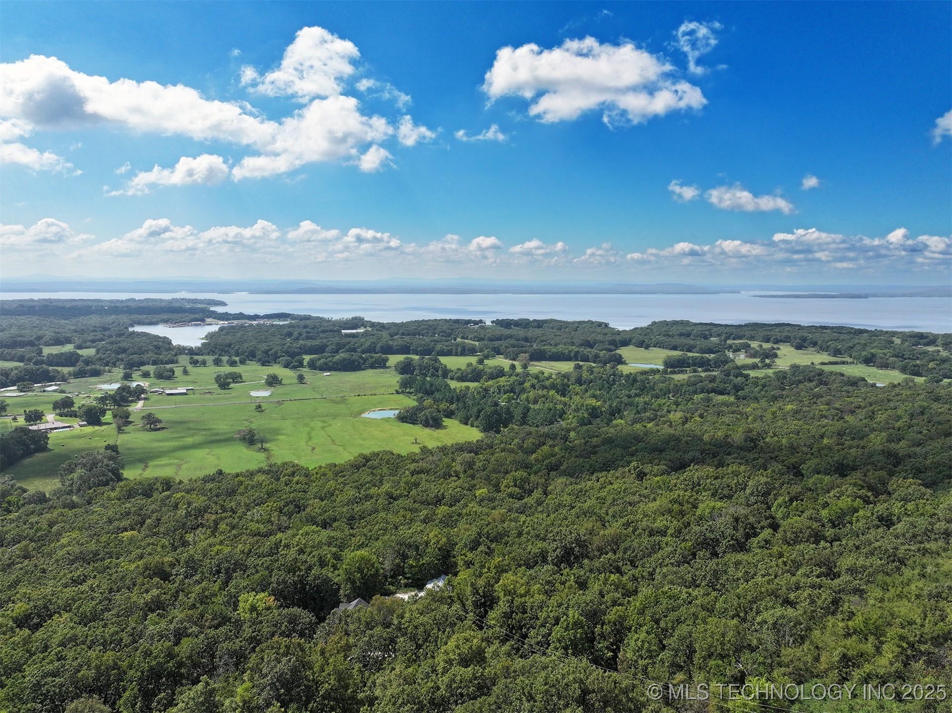 Sallisaw, Oklahoma, 74955, United States, 3 Bedrooms Bedrooms, ,3 BathroomsBathrooms,Residential,For Sale,1977994