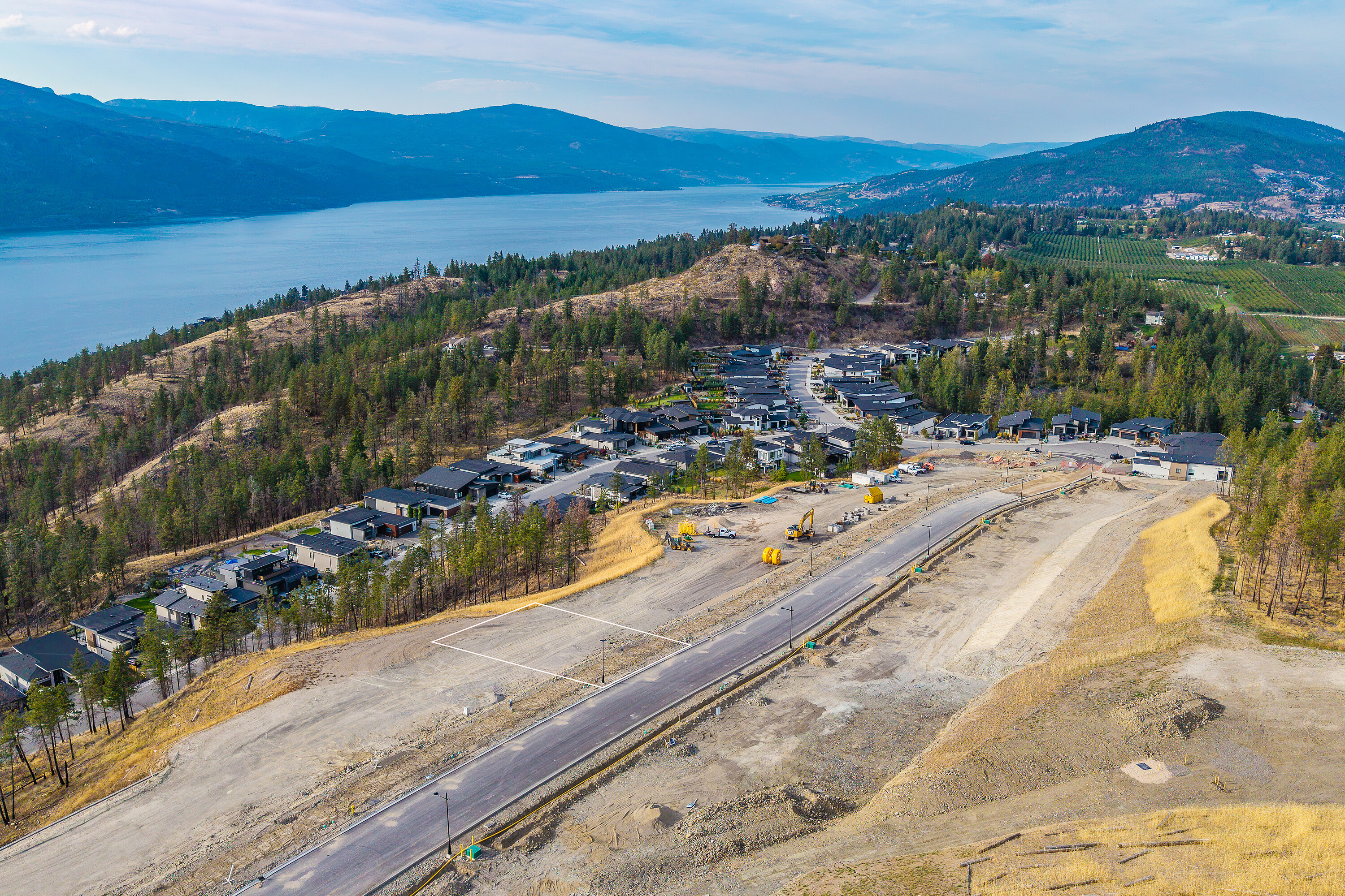  Premier Lakeview Lot - 物件實景