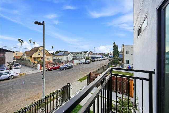 Los Angeles, California, 90011, United States, ,Residential,For Sale,1987008