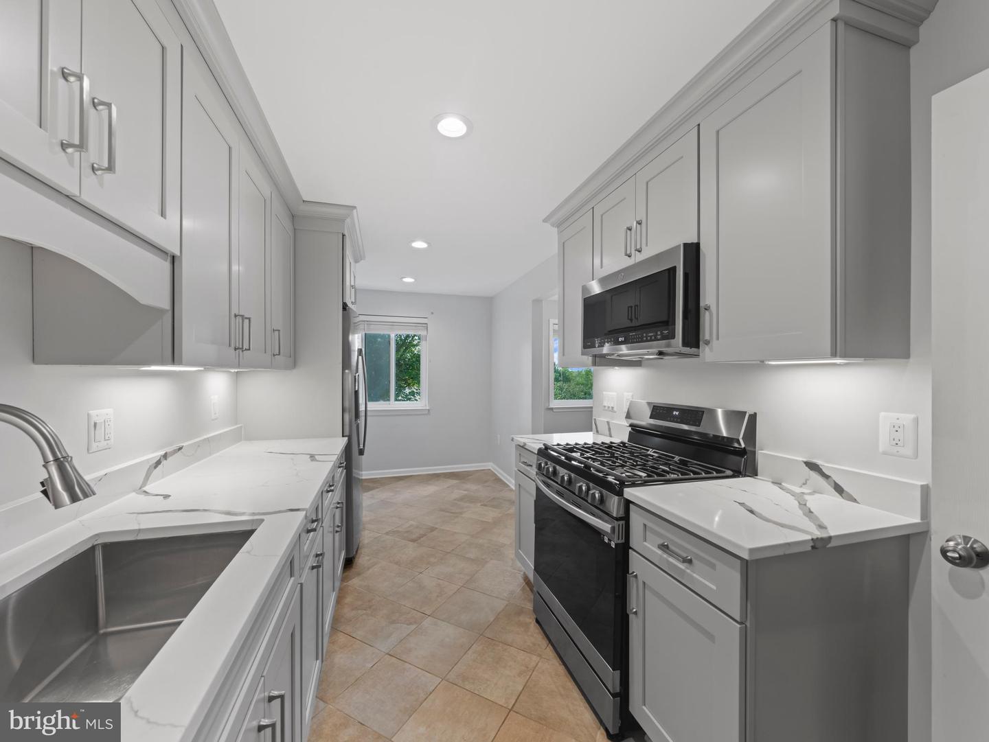 Annandale, Virginia, 22003, United States, 3 Bedrooms Bedrooms, ,4 BathroomsBathrooms,Residential,For Sale,2001924