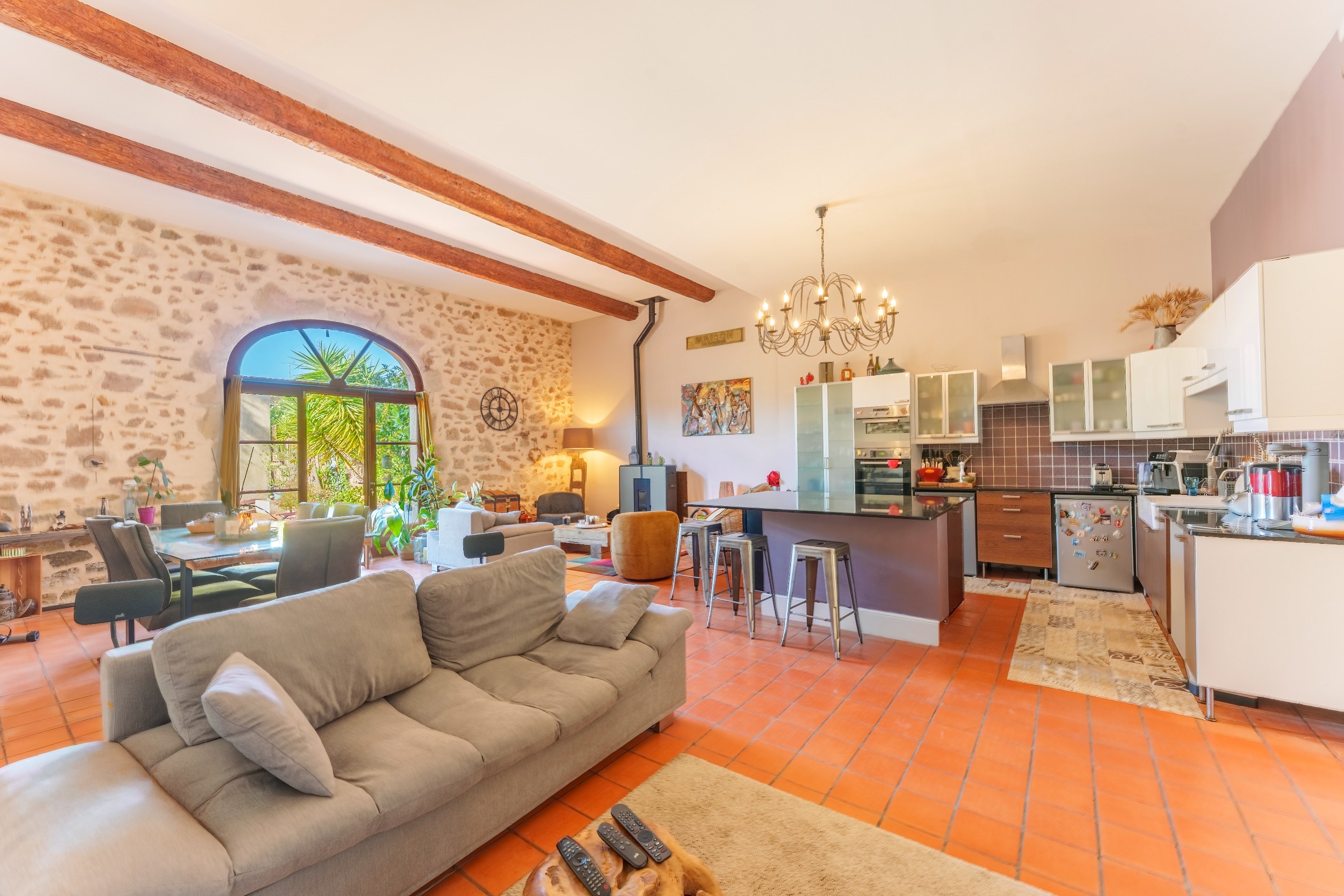  Elegant Village Residence & Established Hospitality Business Near Pézenas - 物件實景
