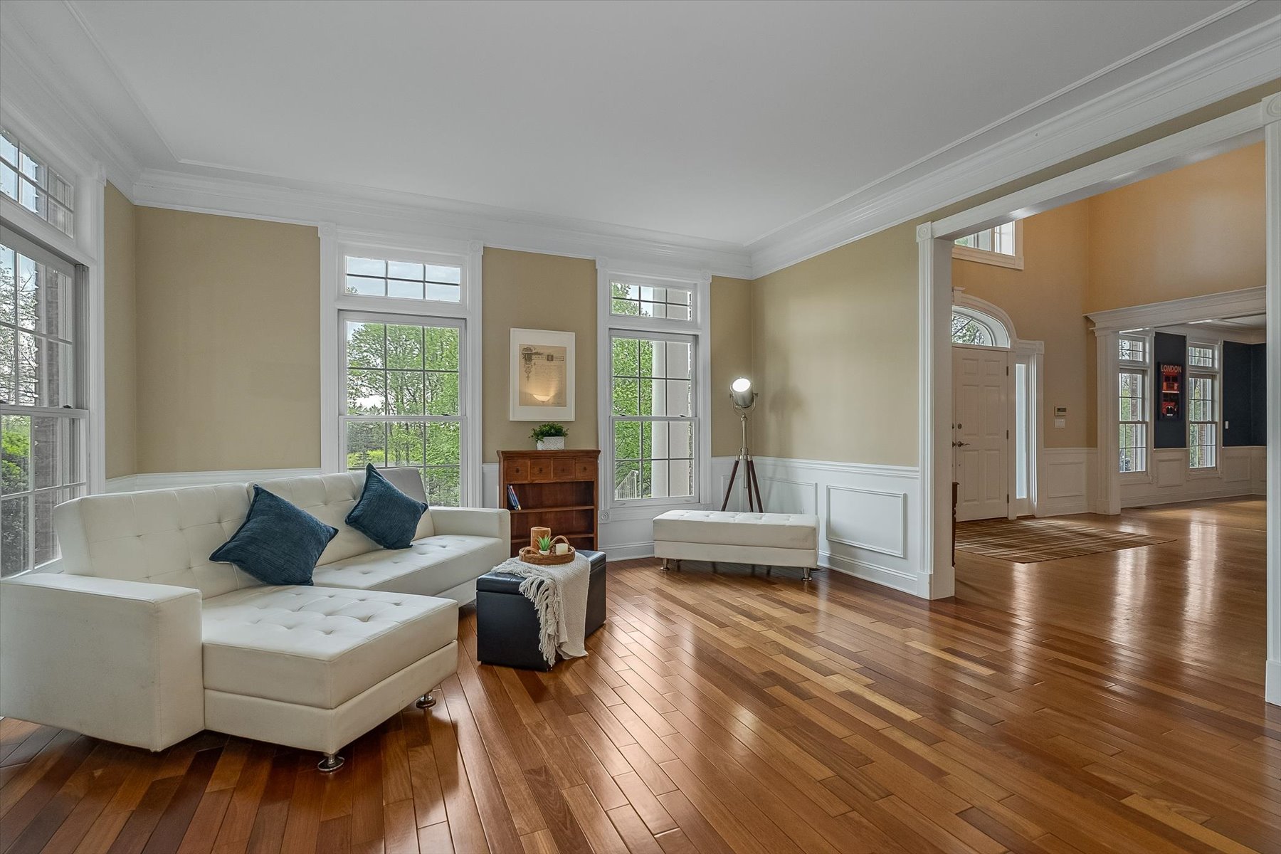  Gracious ?Ashton Woods? Southern Colonial Home - 物件實景