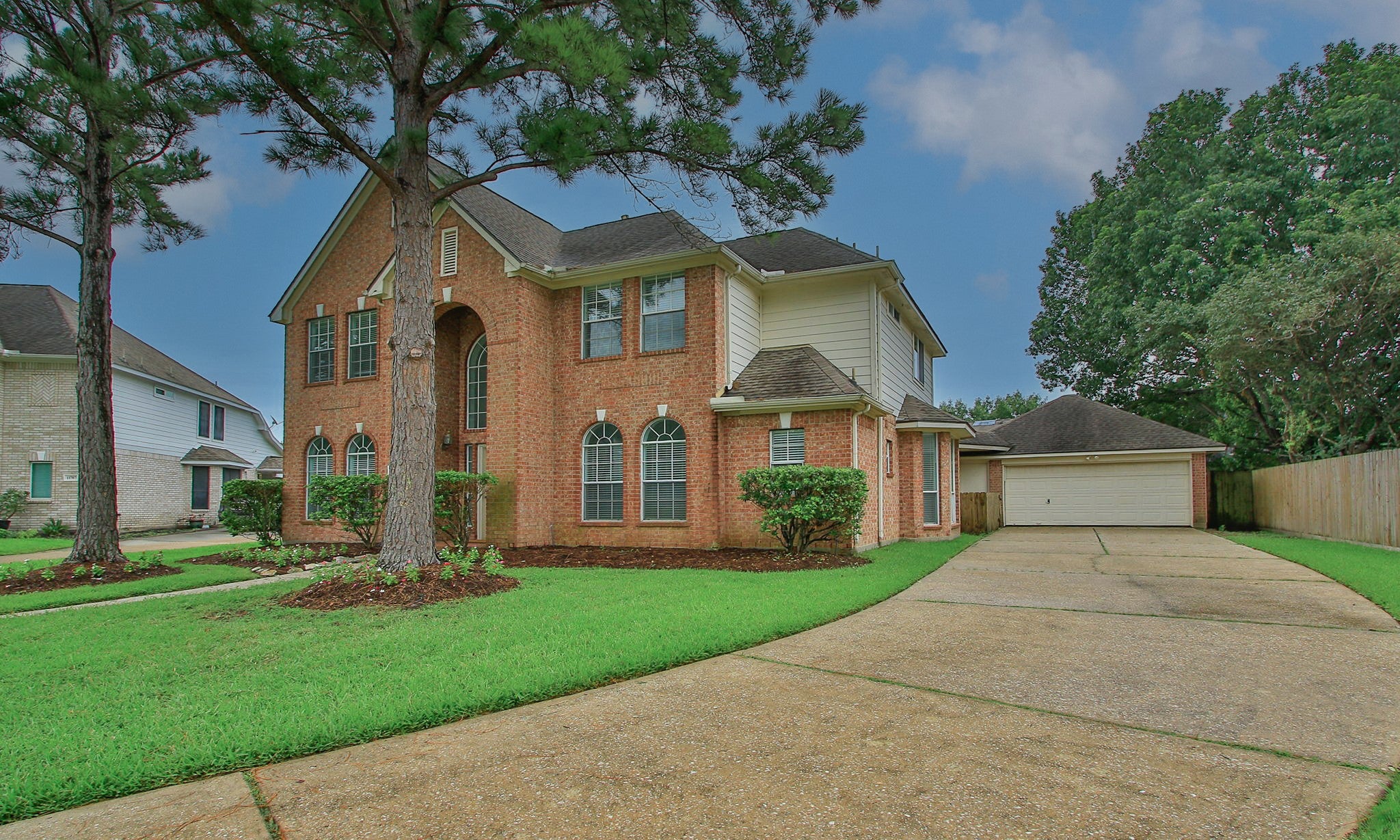 Spring Path Ct, Tomball, TX 77377 #1