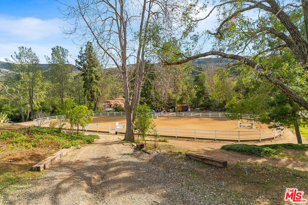 Calabasas, California, 91302, United States, 3 Bedrooms Bedrooms, ,2 BathroomsBathrooms,Residential,For Sale,1723181