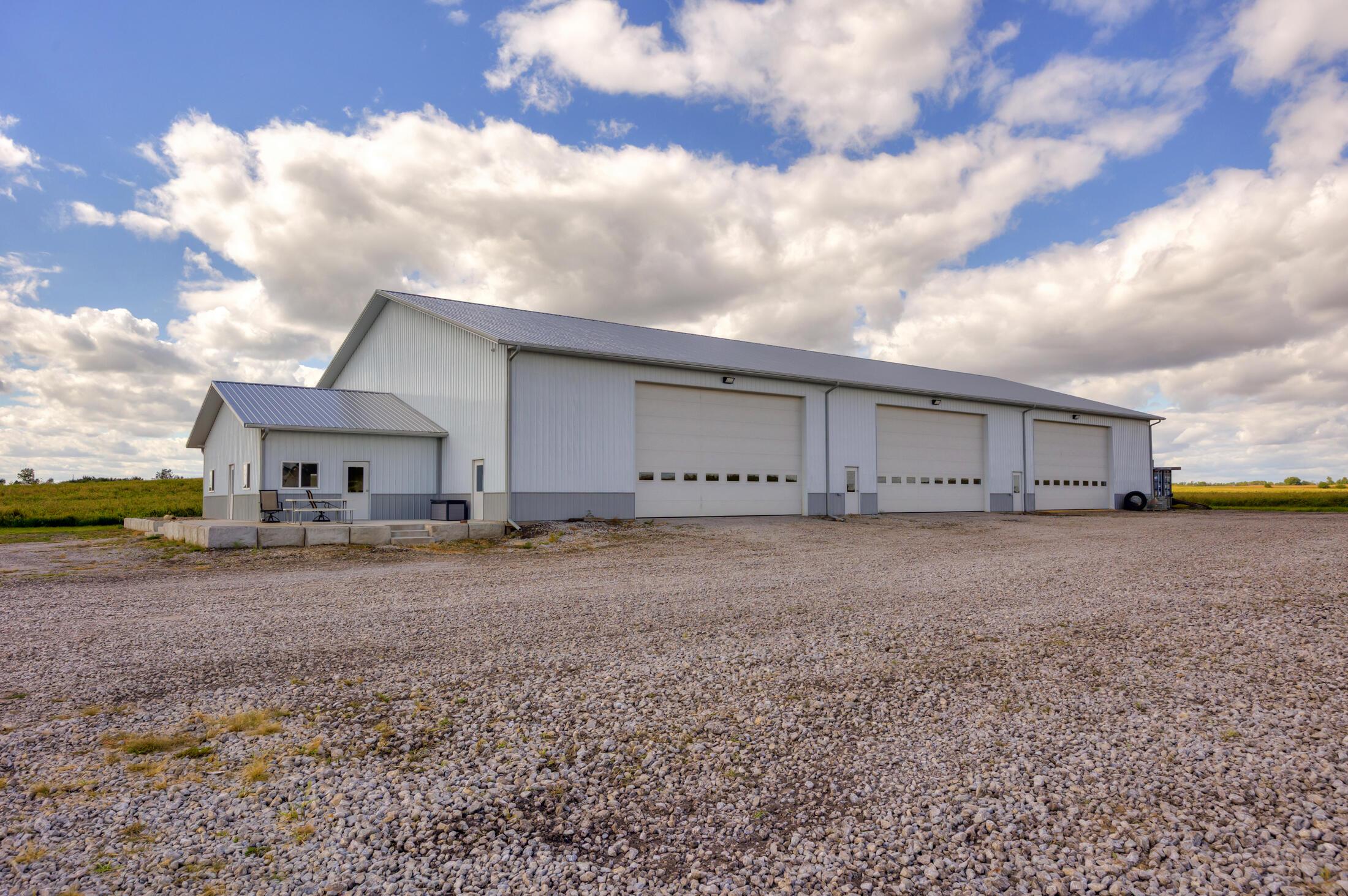 Madrid, Iowa, 50156, United States, 6 Bedrooms Bedrooms, ,5 BathroomsBathrooms,Residential,For Sale,1974254