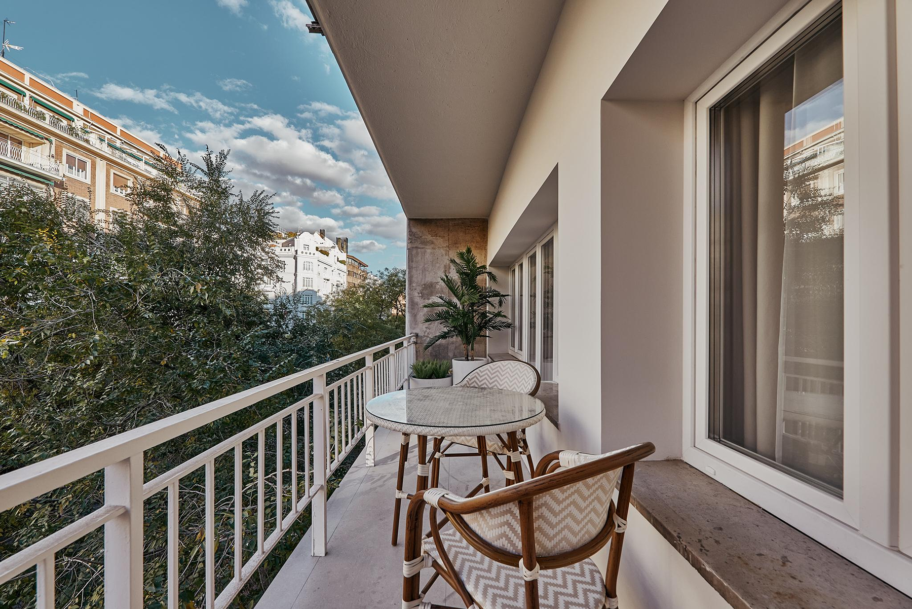  Elegant Renovated 5 Bedroom Apartment in Chamberí, Madrid - 物件實景