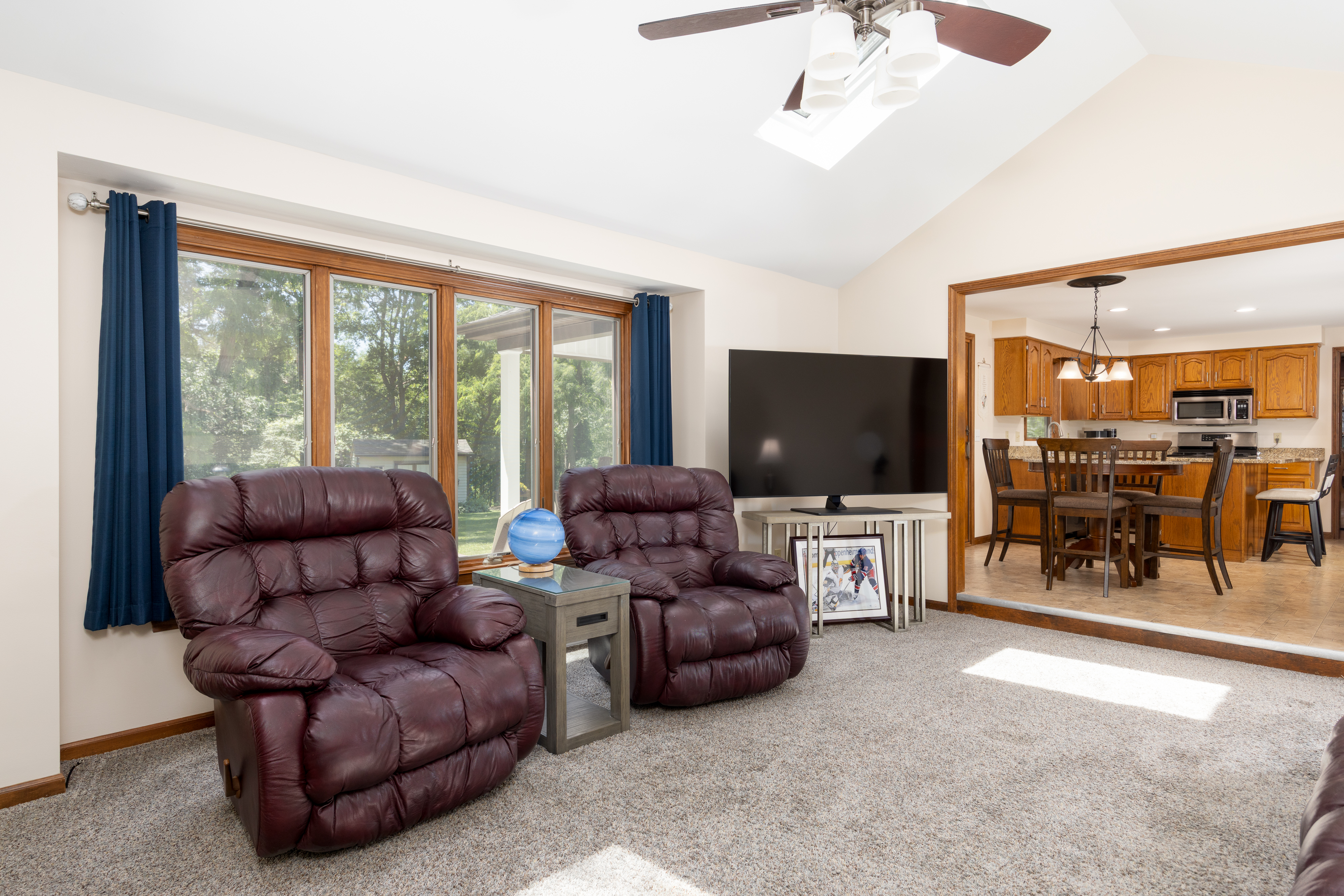  Beautifully Updated 3 Bedroom Colonial in Orchard Park - 物件實景