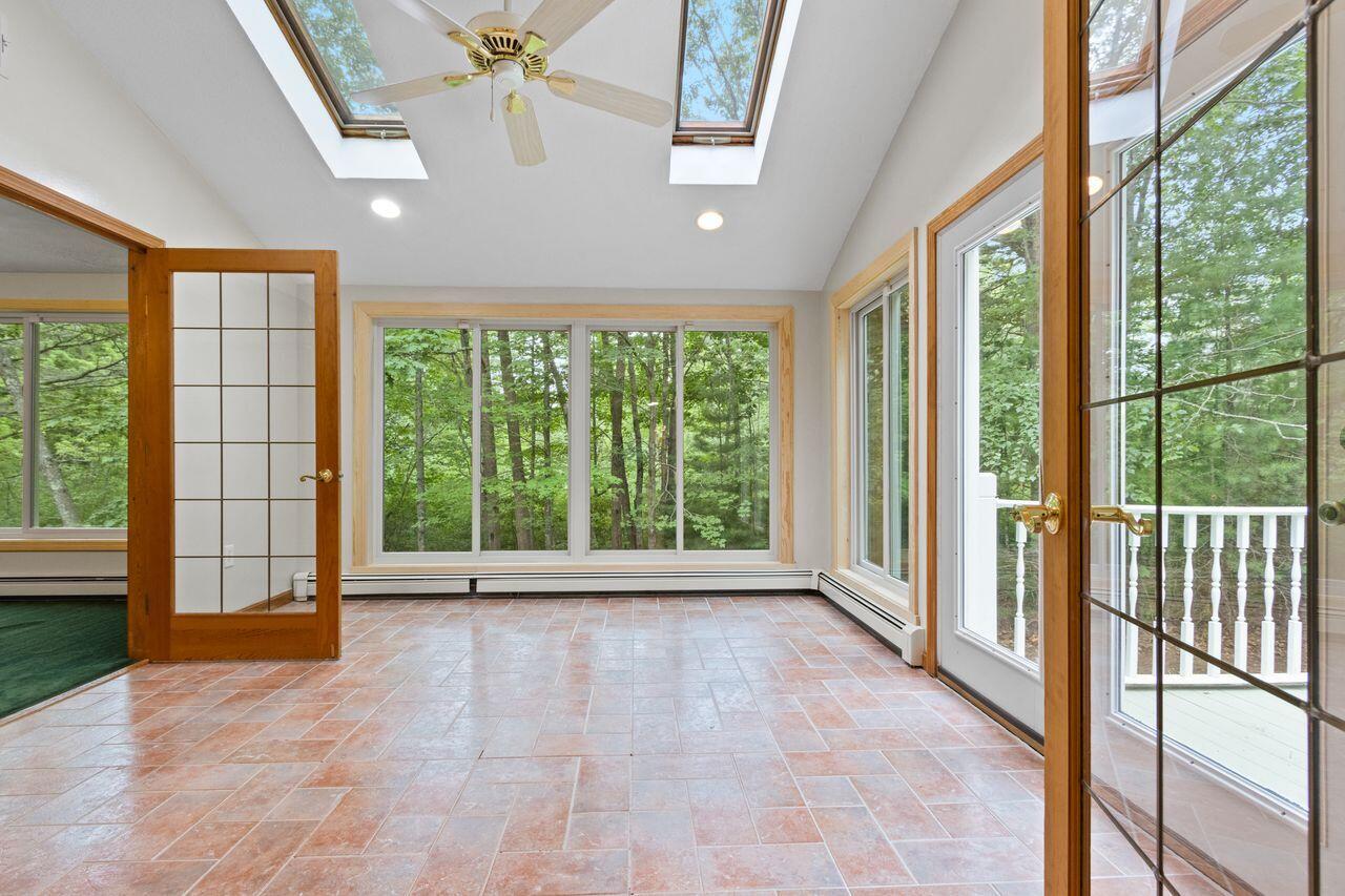 Biddeford, Maine, 04005, United States, 3 Bedrooms Bedrooms, ,2 BathroomsBathrooms,Residential,For Sale,1903866