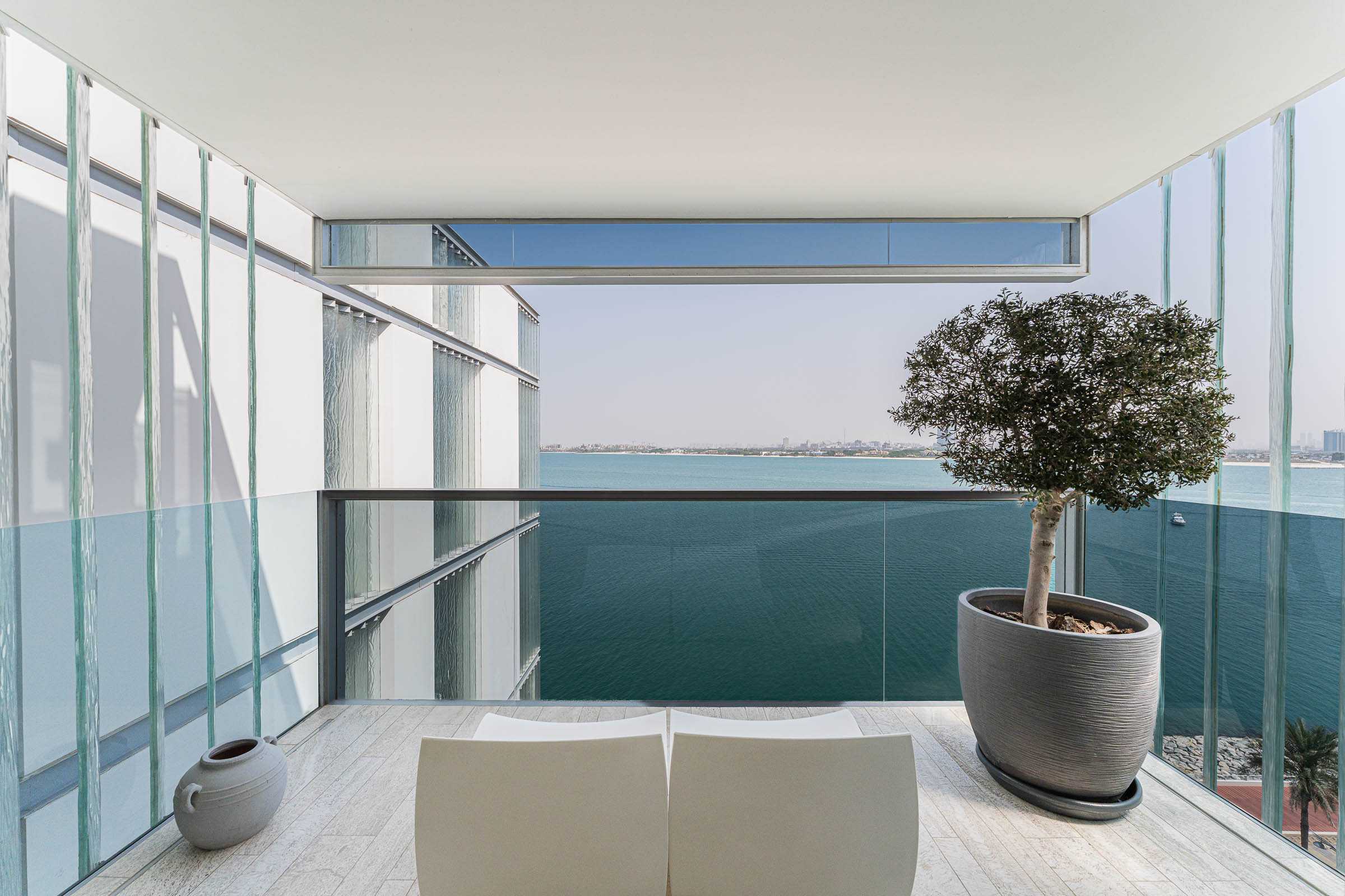  Apartment with Spacious Terrace and Sea View in Muraba - 物件實景