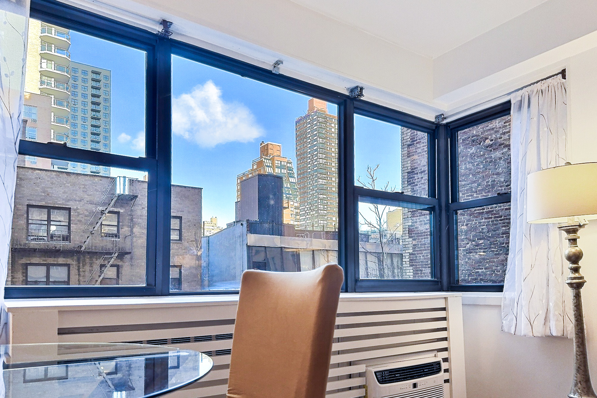  305 East 72nd Street - 物件實景