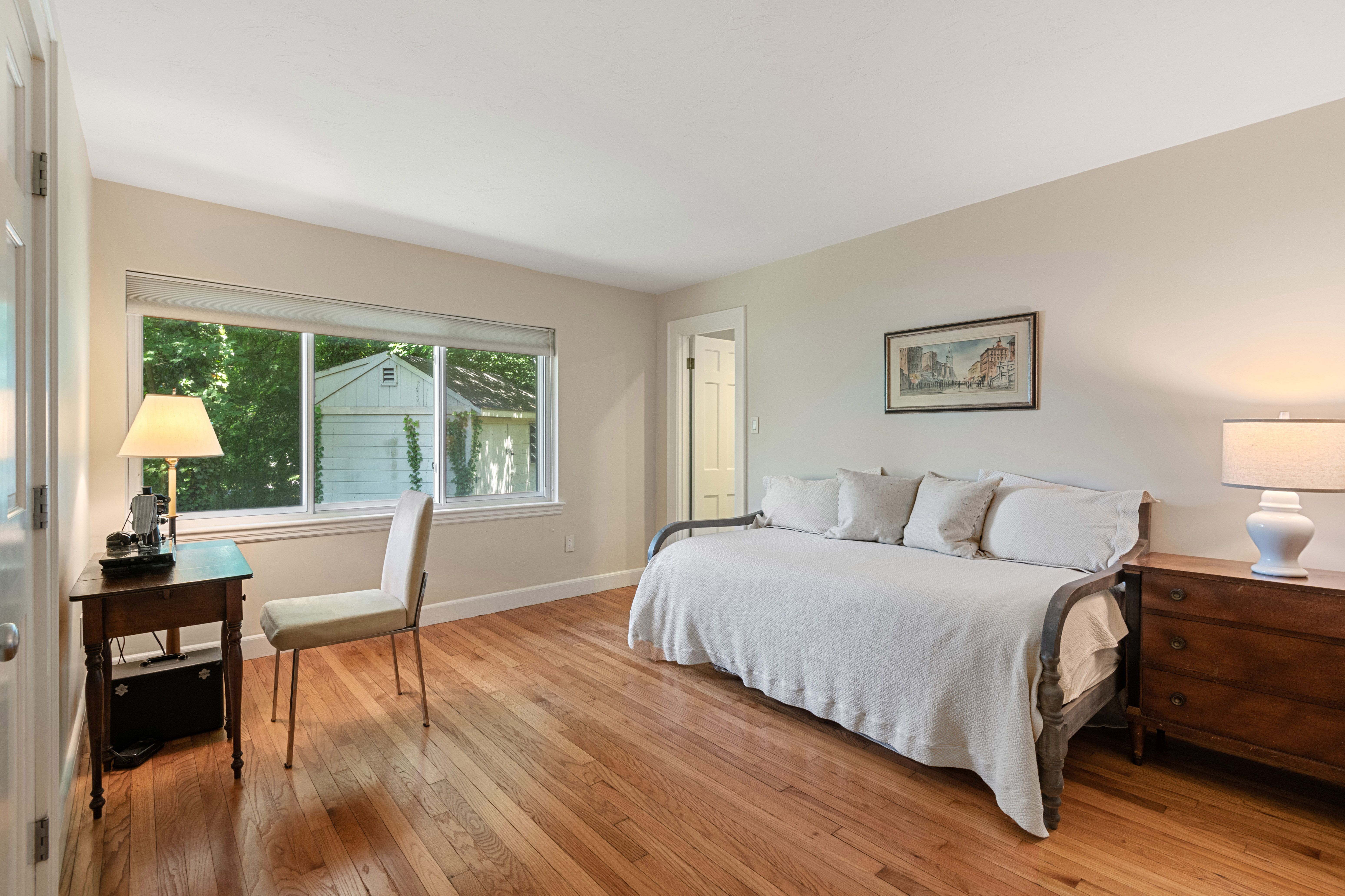  6 Wareland Road, Wellesley, MA, 02481 - 物件實景
