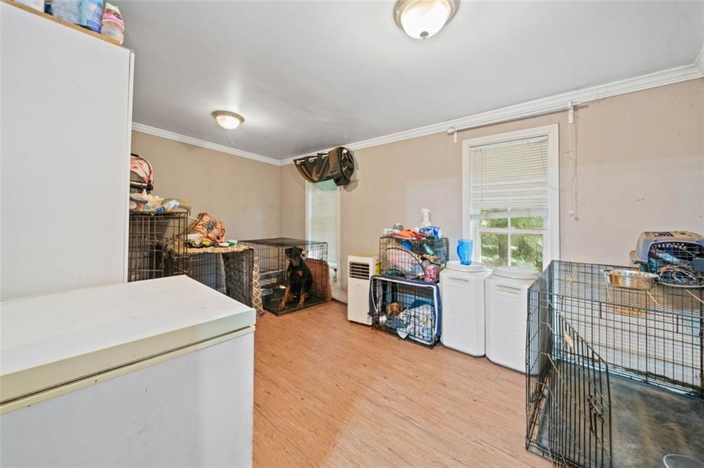 Cumming, Georgia, 30040, United States, 5 Bedrooms Bedrooms, ,2 BathroomsBathrooms,Residential,For Sale,1891506
