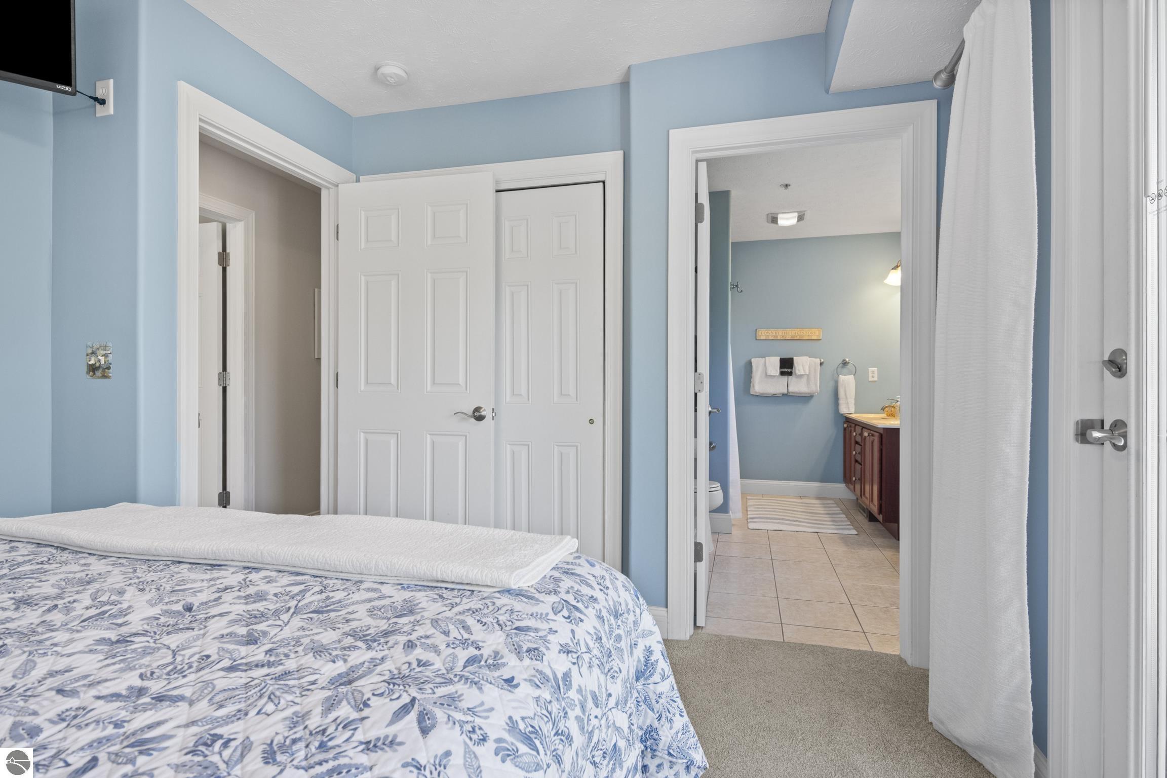 Traverse City, Michigan, 49686, United States, 2 Bedrooms Bedrooms, ,3 BathroomsBathrooms,Residential,For Sale,1926314