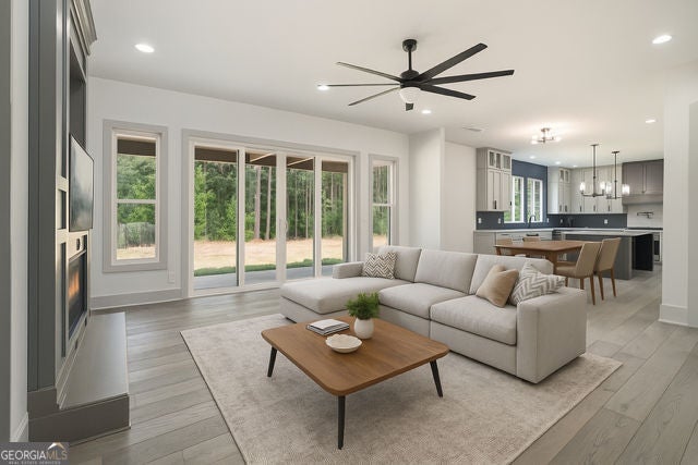 Oxford, Georgia, 30054, United States, 5 Bedrooms Bedrooms, ,4 BathroomsBathrooms,Residential,For Sale,1999164