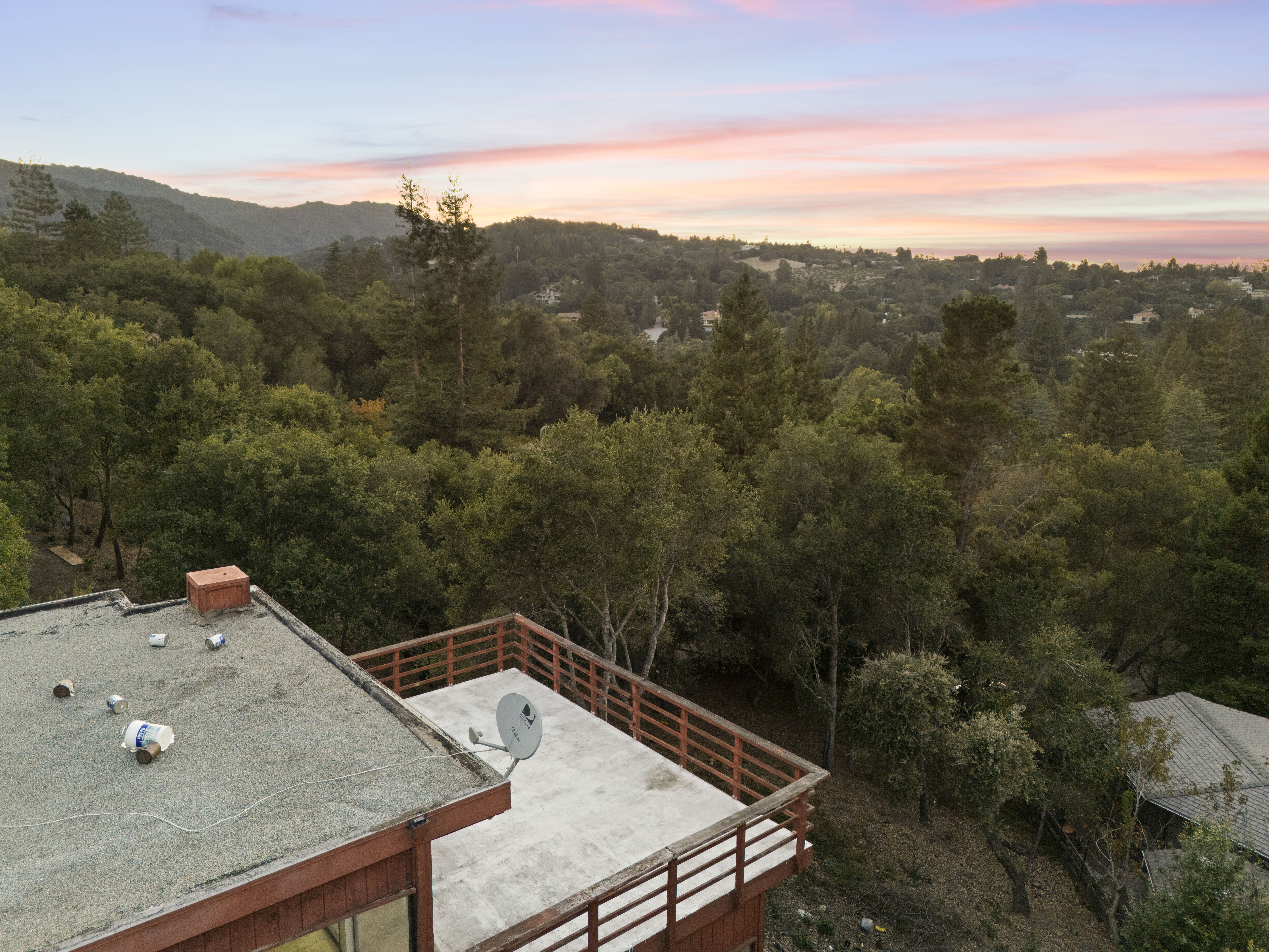  Prime Development Opportunity in Los Altos Hills - 物件實景