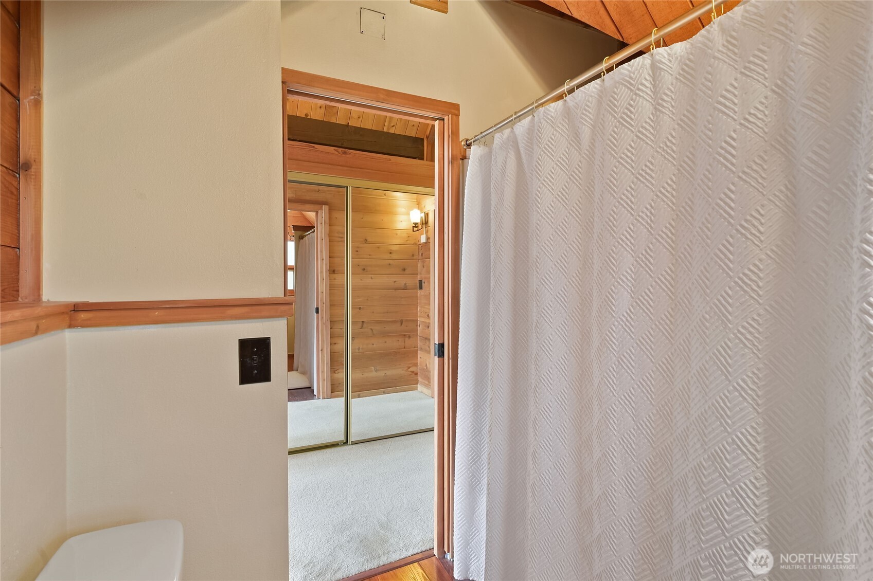 Kalama, Washington, 98625, United States, 3 Bedrooms Bedrooms, ,3 BathroomsBathrooms,Residential,For Sale,1986549