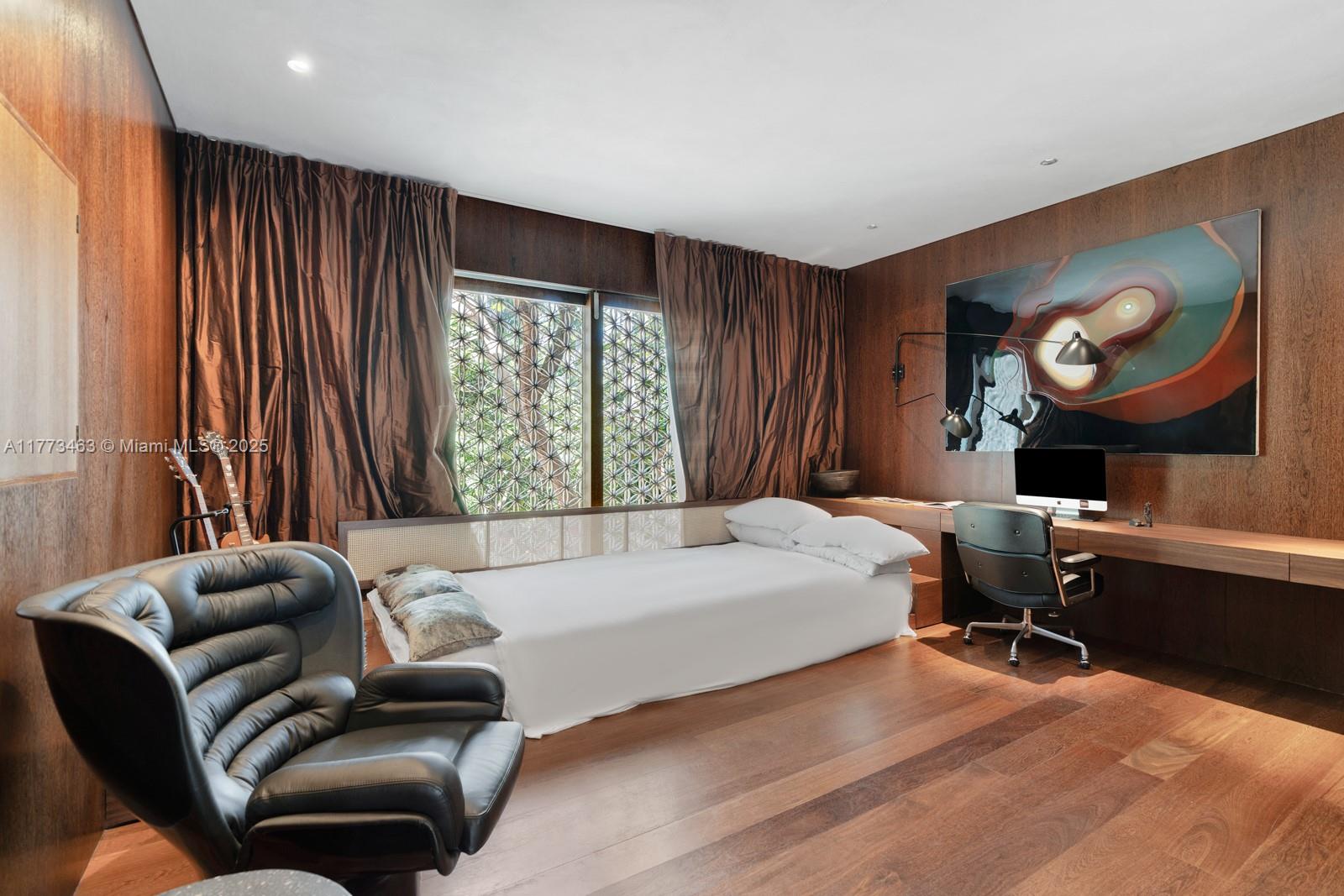 Miami Beach, Florida, 33140, United States, 6 Bedrooms Bedrooms, ,7 BathroomsBathrooms,Residential,For Sale,1759763