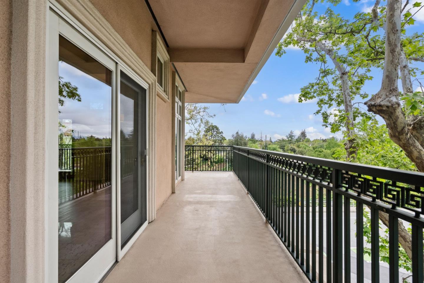 Palo Alto, California, 94306, United States, 2 Bedrooms Bedrooms, ,2 BathroomsBathrooms,Residential,For Sale,1804042