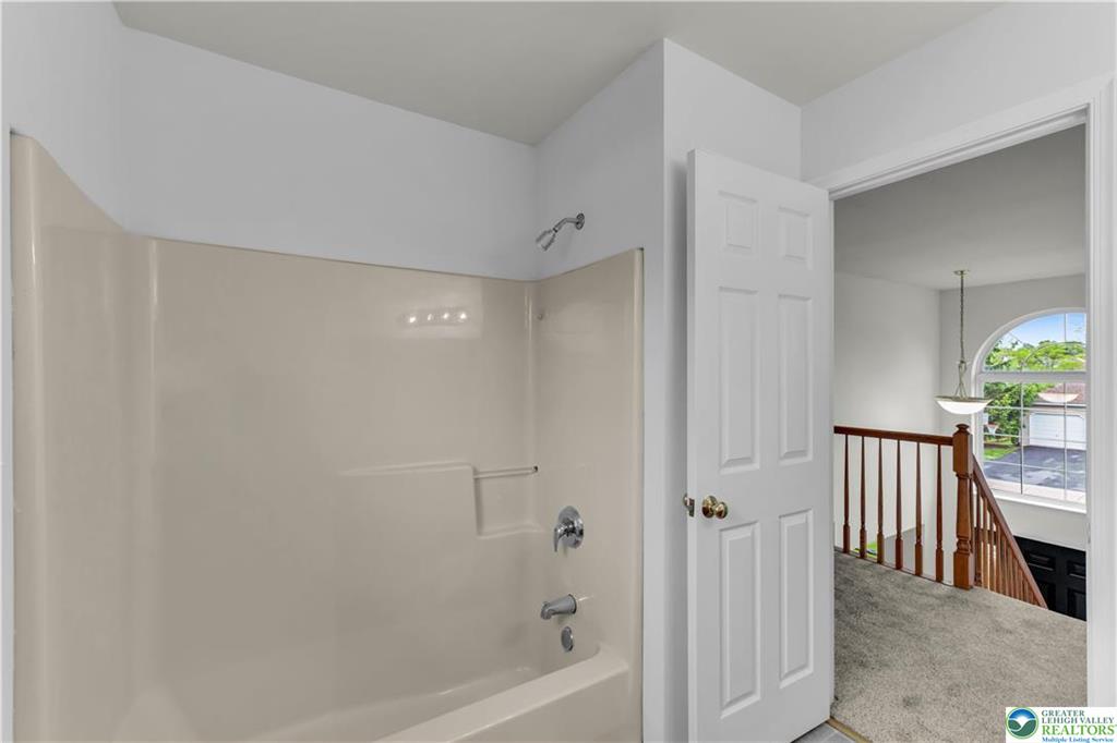 Northampton, Pennsylvania, 18067, United States, 3 Bedrooms Bedrooms, ,3 BathroomsBathrooms,Residential,For Sale,2049020