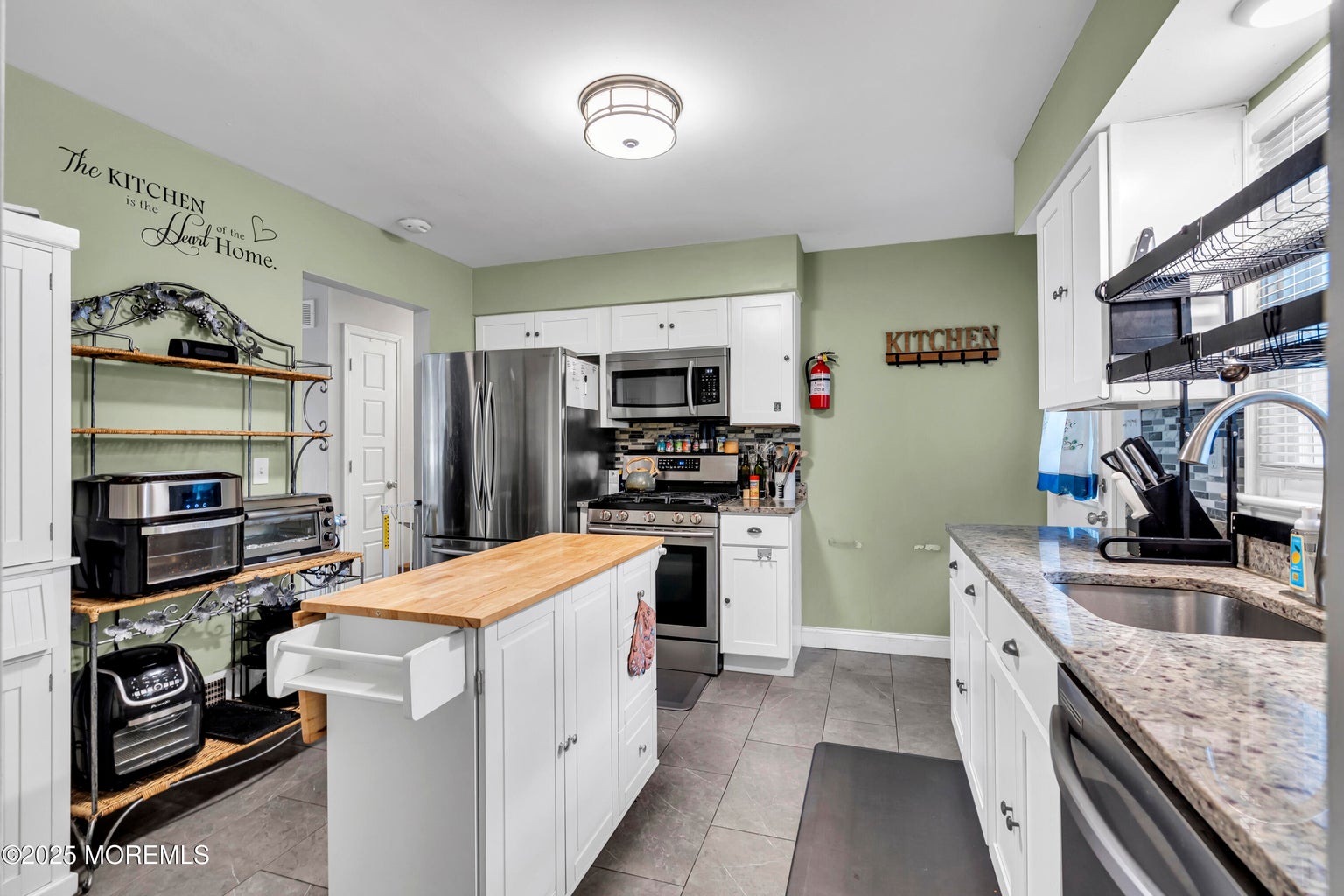 Toms River, New Jersey, 08757, United States, 3 Bedrooms Bedrooms, ,2 BathroomsBathrooms,Residential,For Sale,1923544
