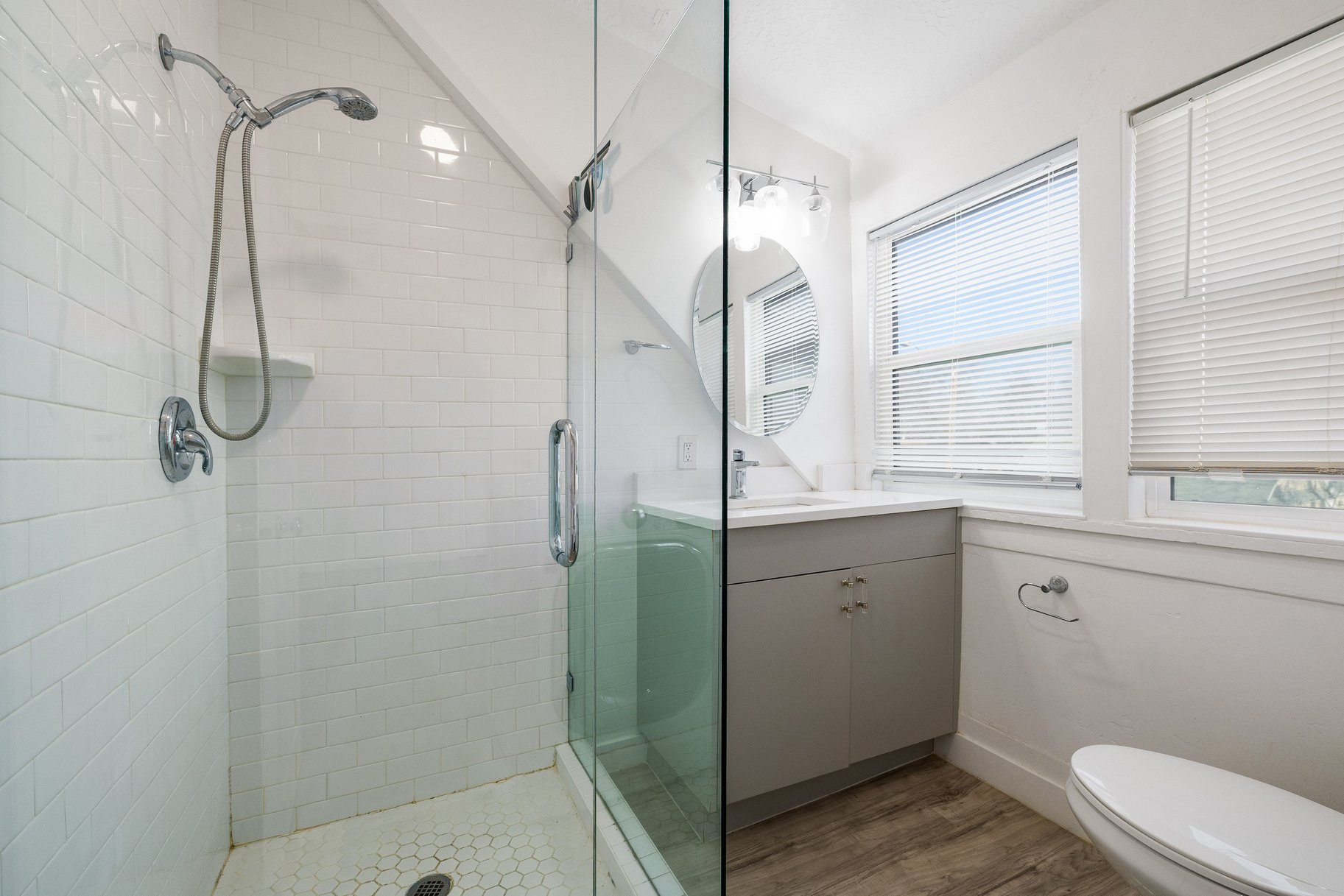  Turn-Key Liberty Park Fourplex  Strong & Consistent Rental Income - 物件實景
