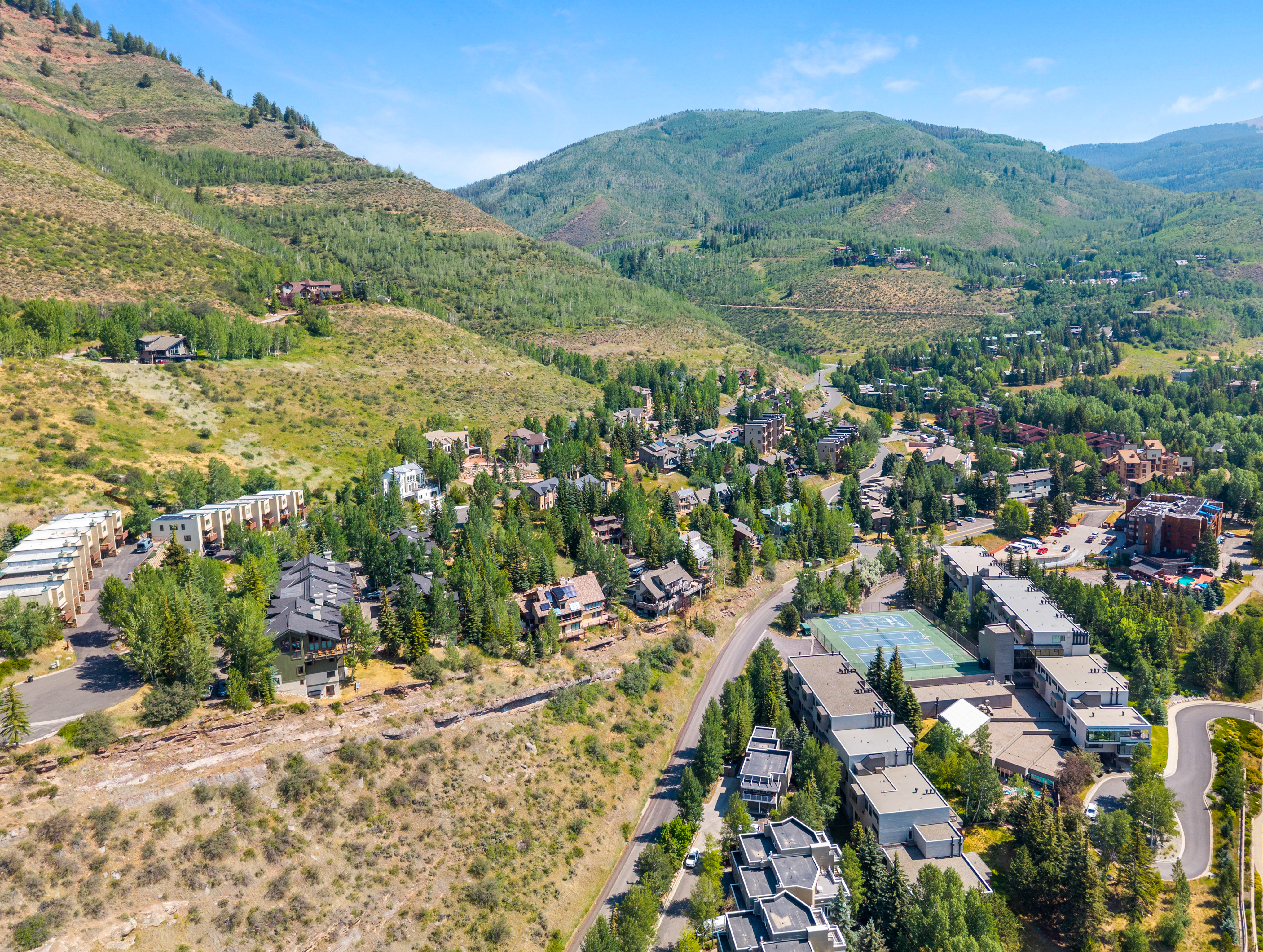  South-Facing Views of Vail Mountain and The Gore Range - 物件實景